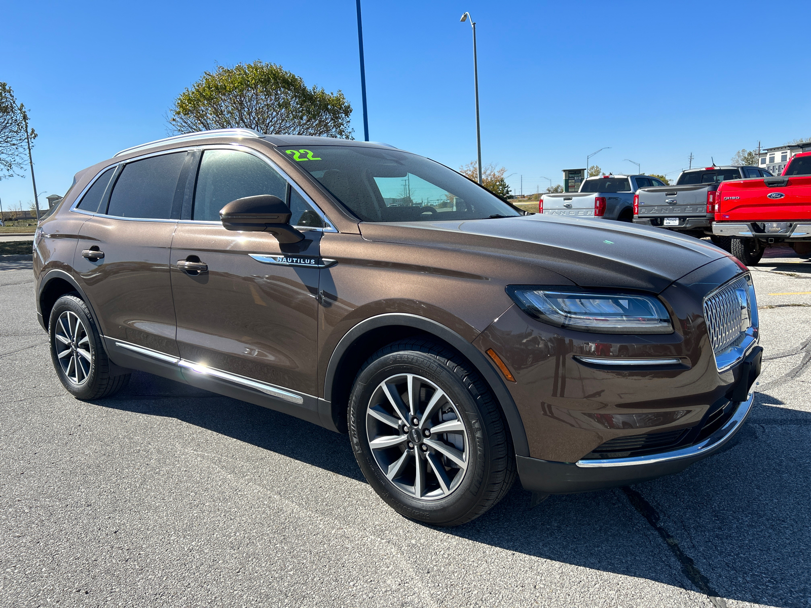 2022 Lincoln Nautilus Standard 1