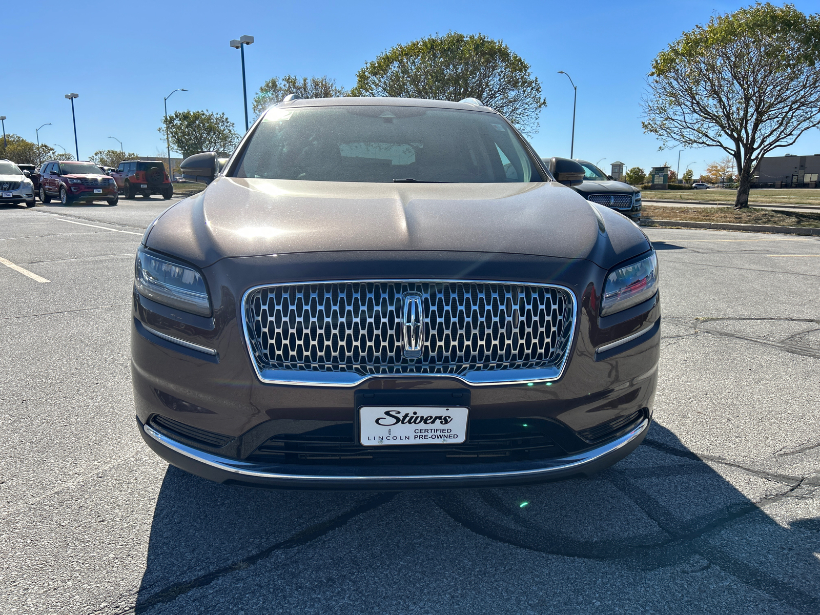 2022 Lincoln Nautilus Standard 8