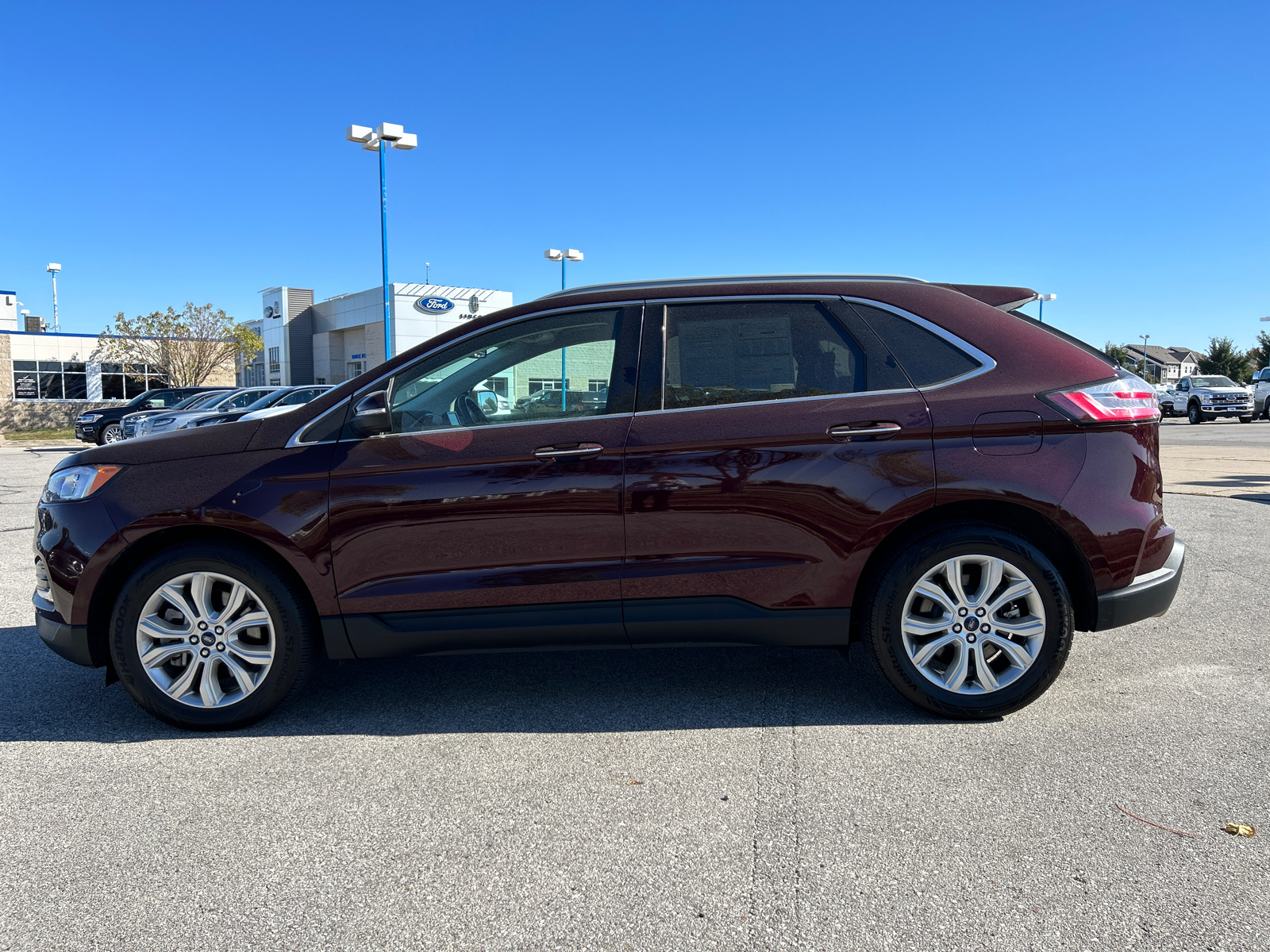 2021 Ford Edge Titanium 6