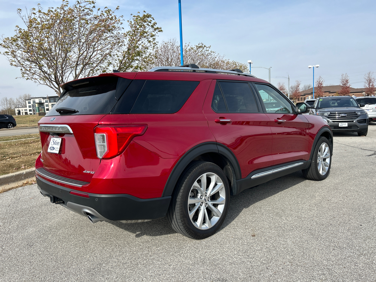 2022 Ford Explorer Platinum 3