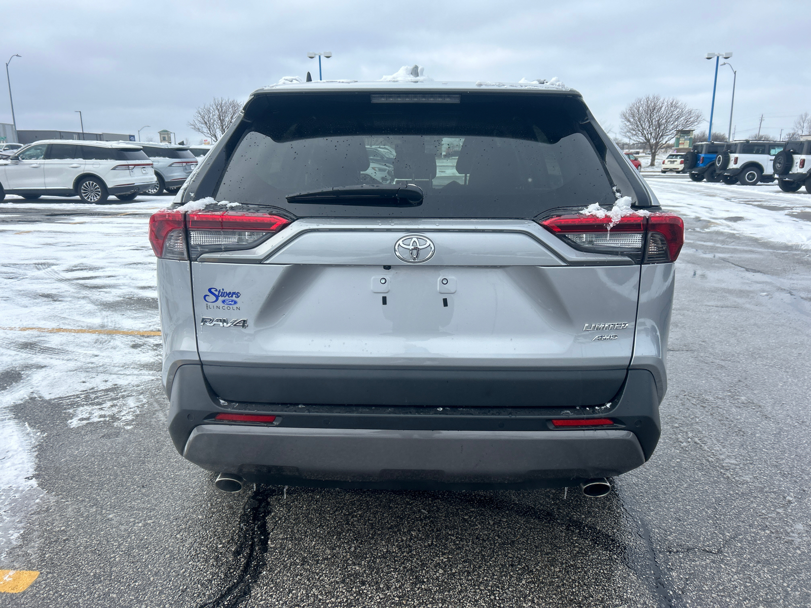 2019 Toyota RAV4 Limited 4