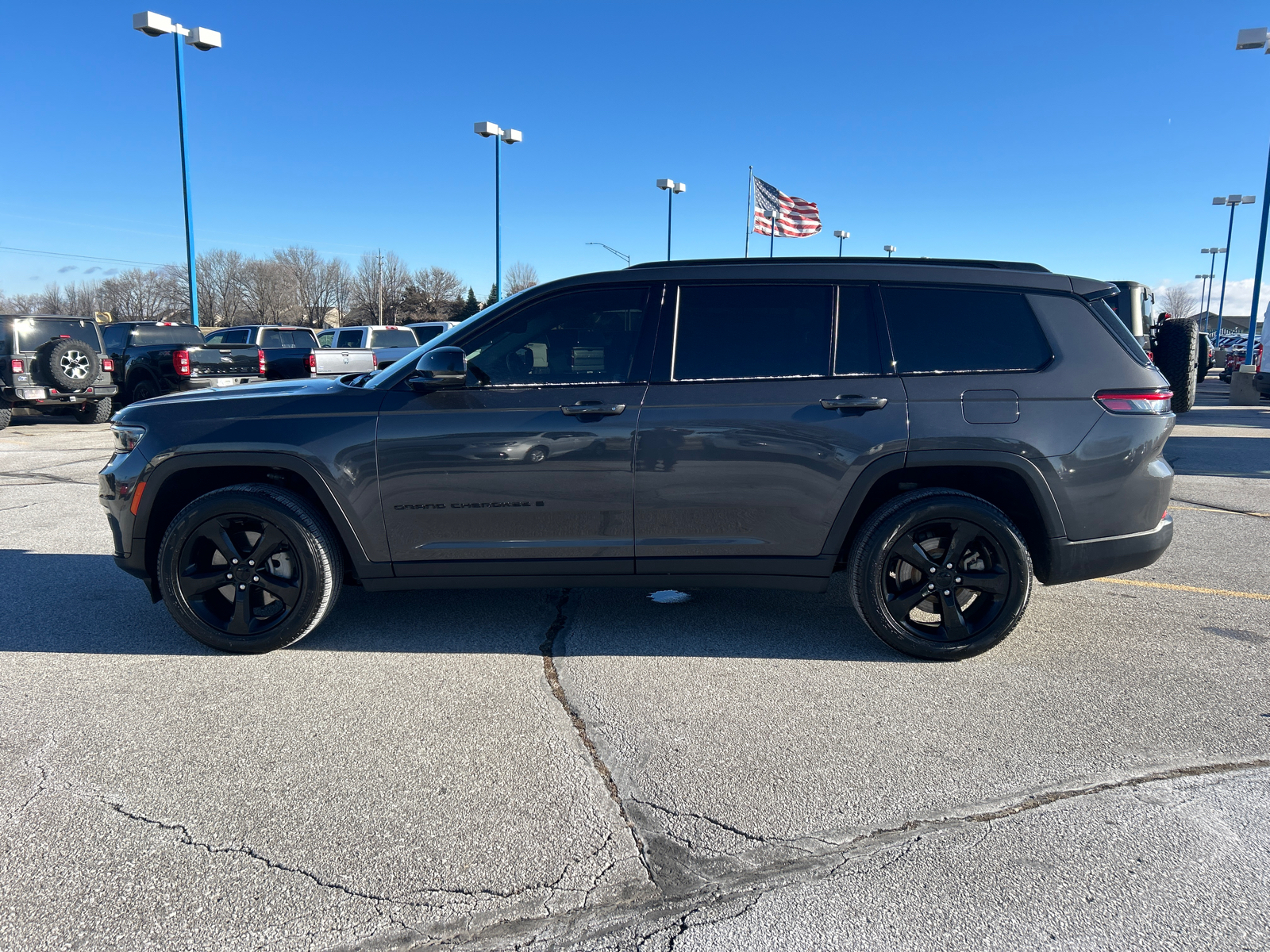 2022 Jeep Grand Cherokee L Limited 7