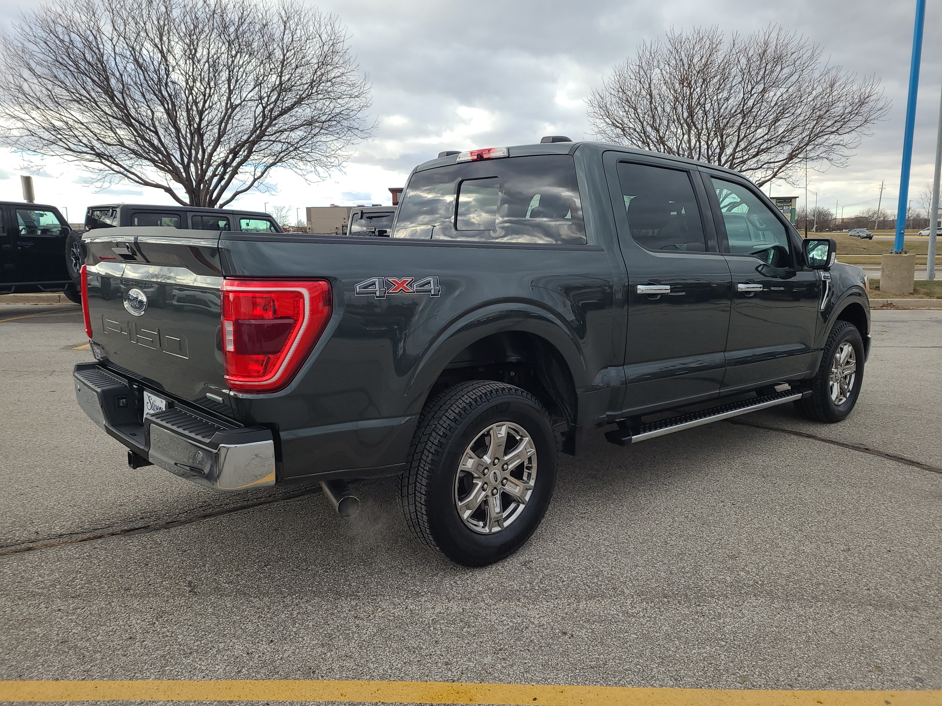 2021 Ford F-150 XLT 3