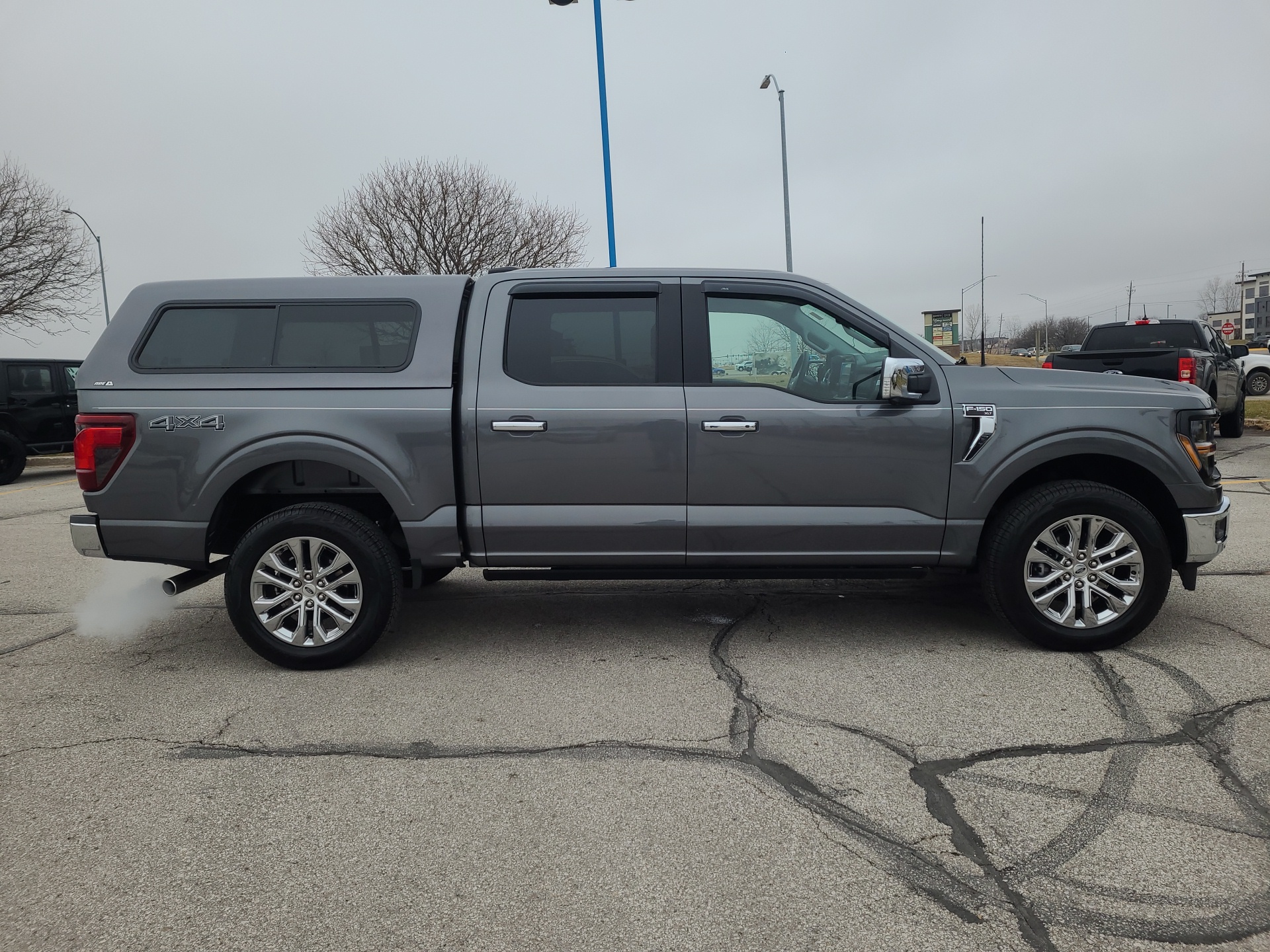 2024 Ford F-150 XLT 2