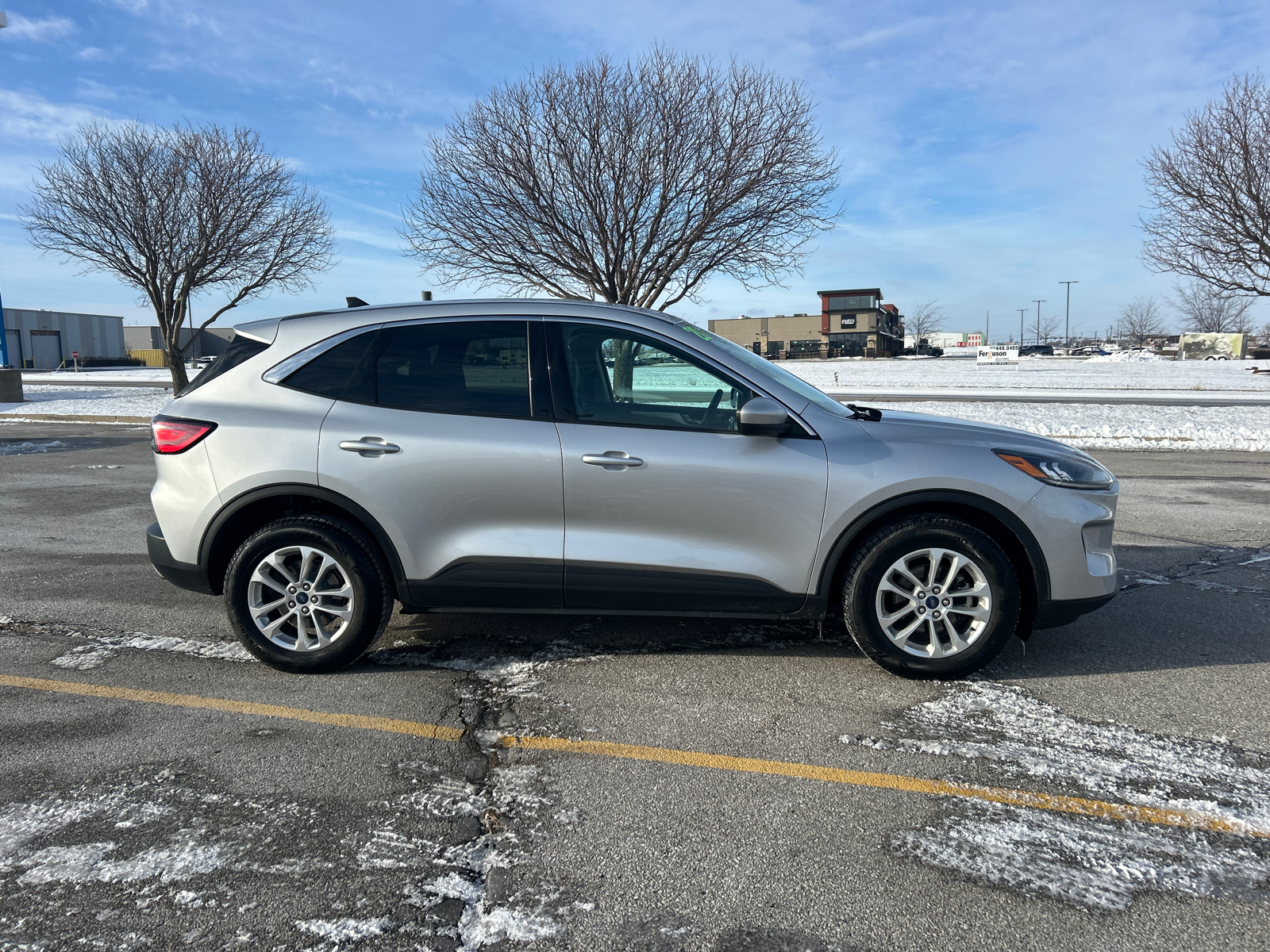 2020 Ford Escape SE 3