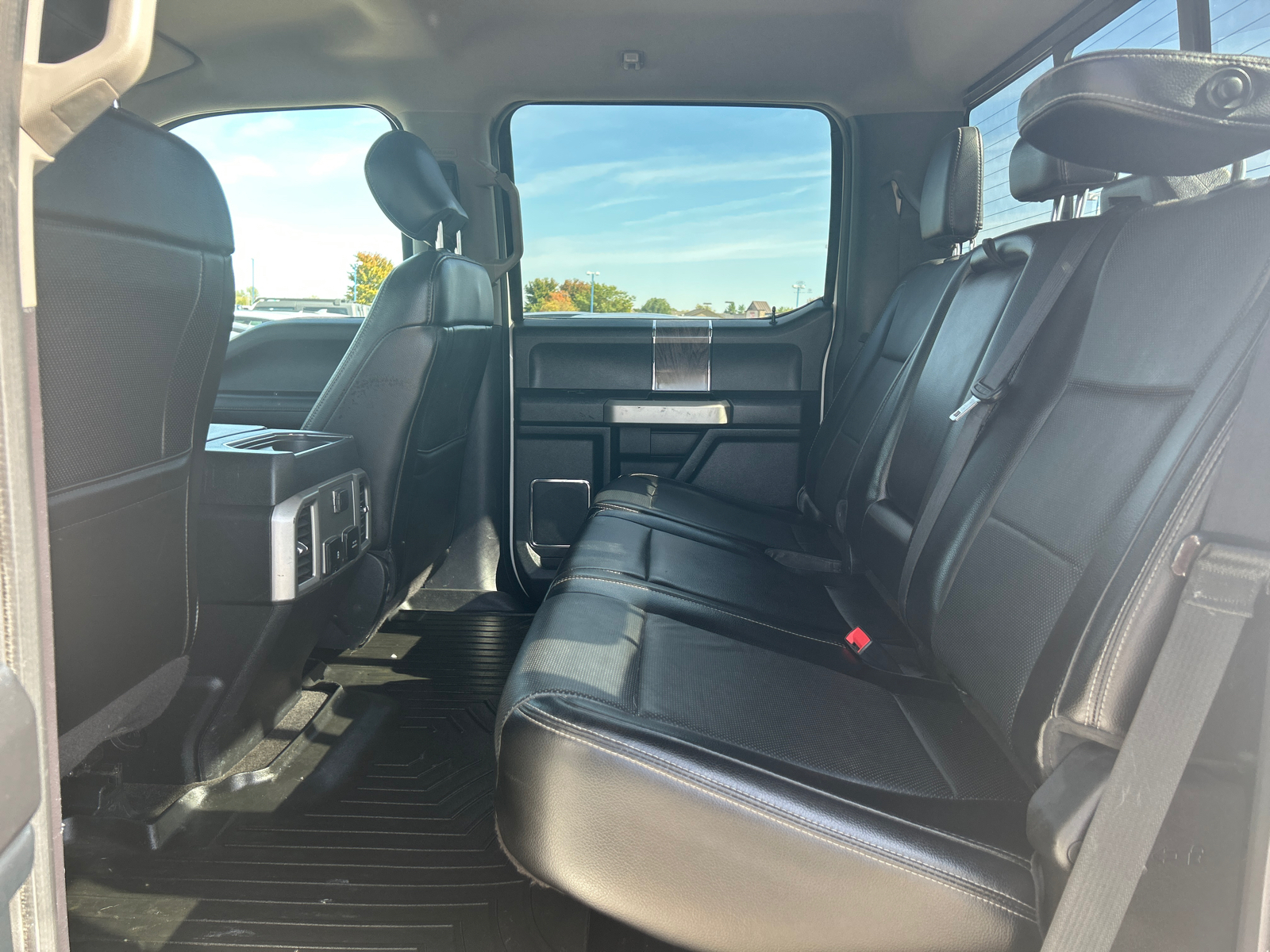 2018 Ford F-350SD Lariat 12