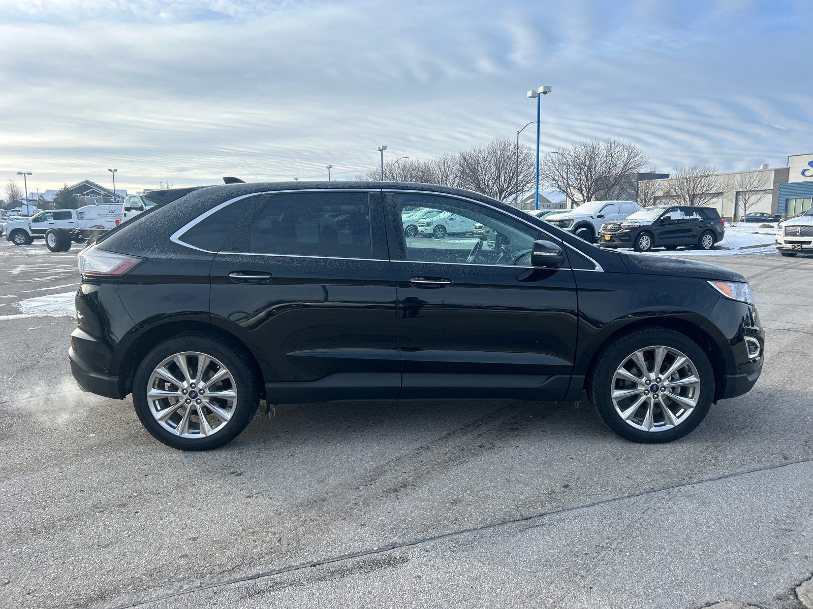 2018 Ford Edge Titanium 3