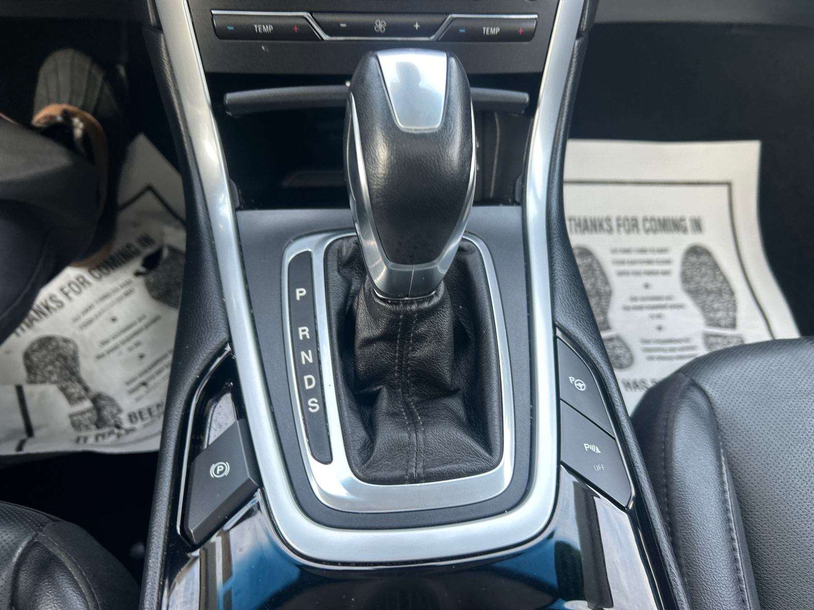 2018 Ford Edge Titanium 33