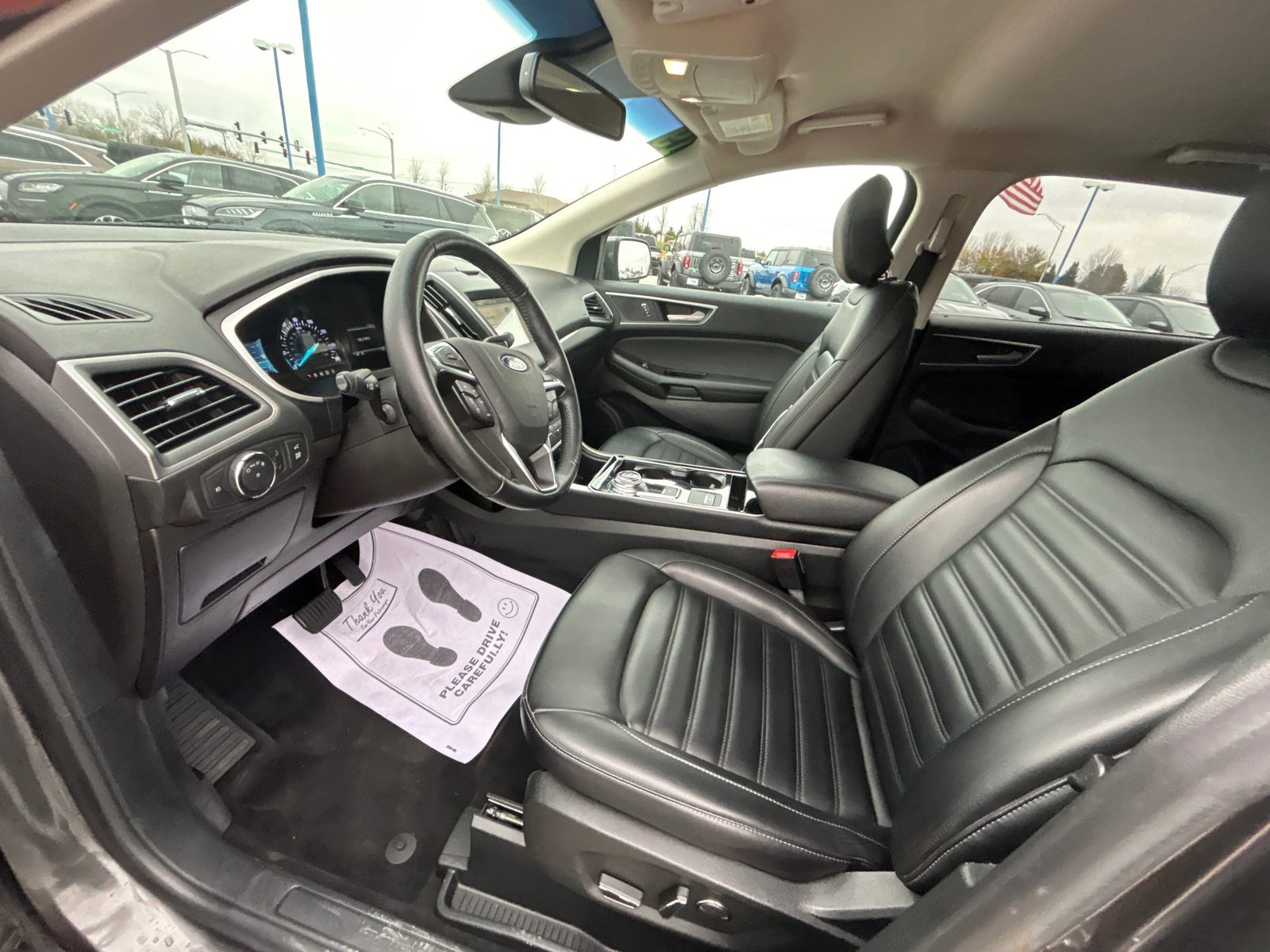 2019 Ford Edge SEL 16