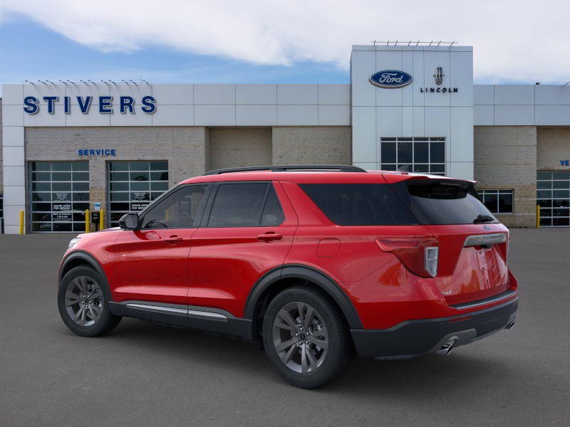 2024 Ford Explorer XLT 4