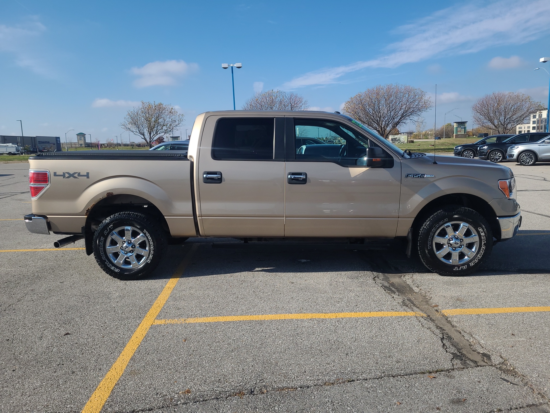 2013 Ford F-150 XLT 2