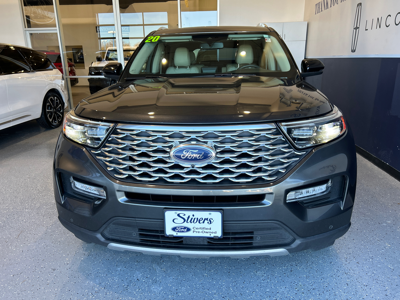 2020 Ford Explorer Platinum 7