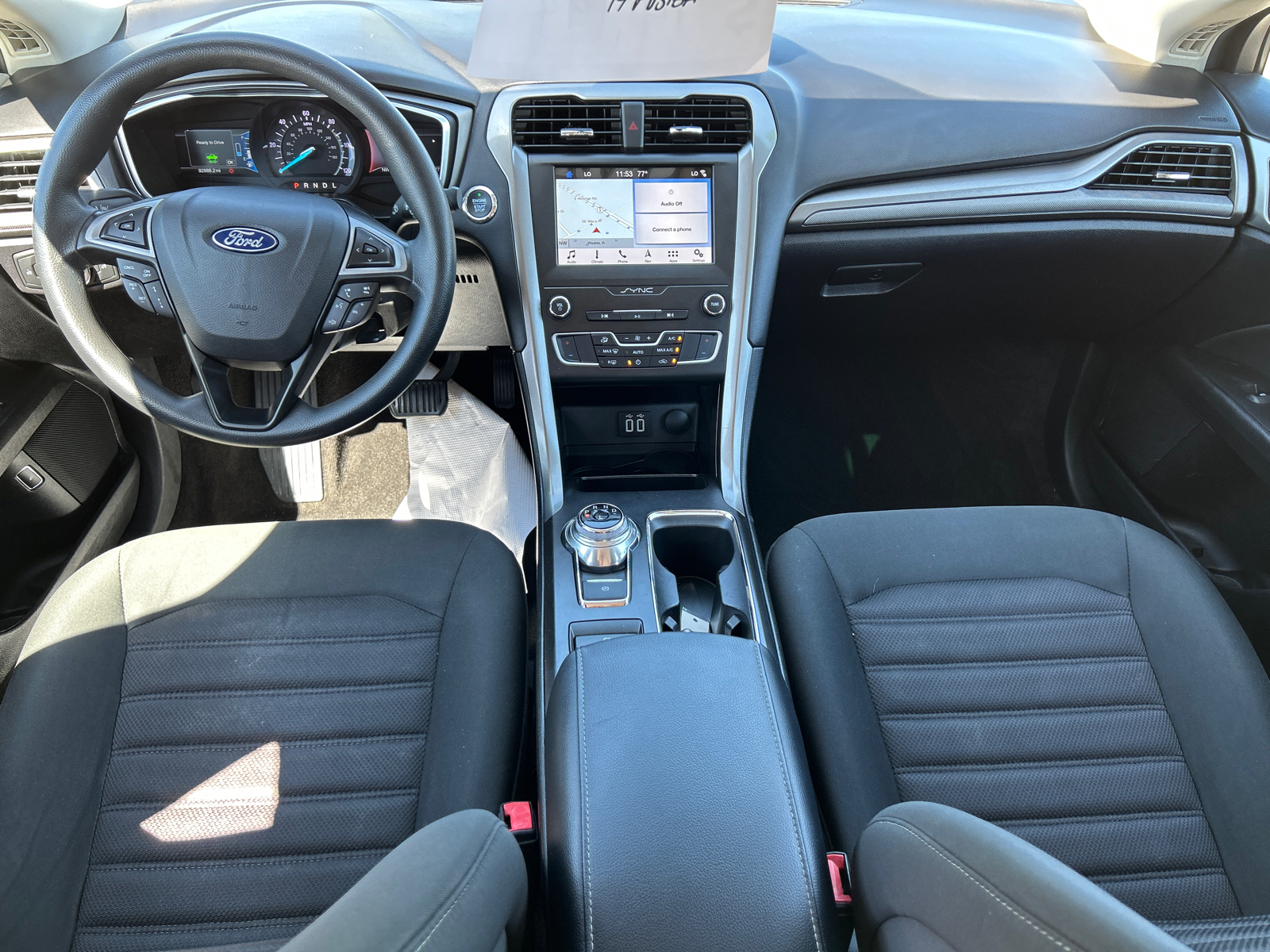 2019 Ford Fusion Hybrid SE 13