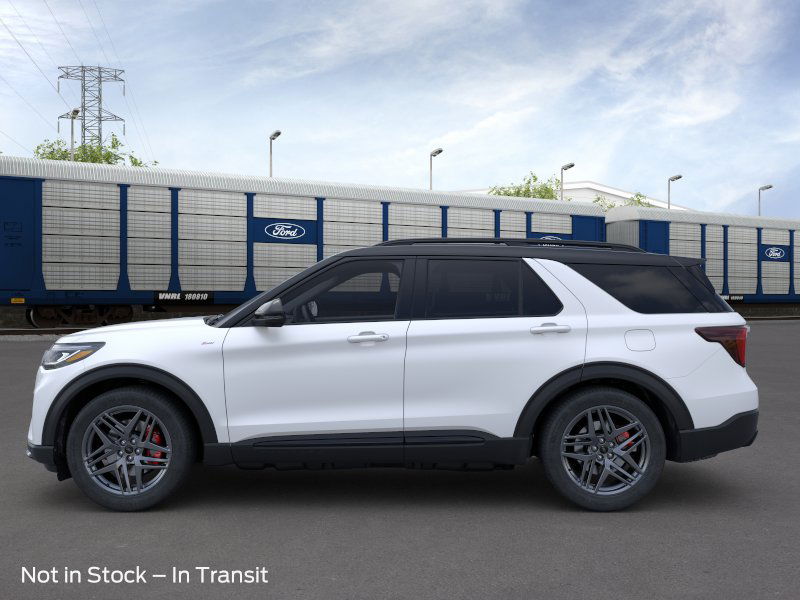 2025 Ford Explorer ST-Line 3