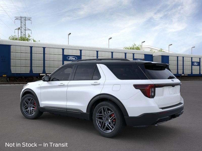 2025 Ford Explorer ST-Line 4