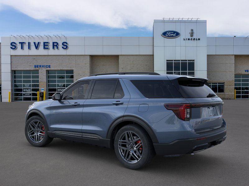 2025 Ford Explorer ST-Line 4