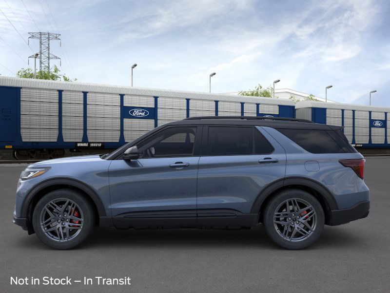 2025 Ford Explorer ST 3