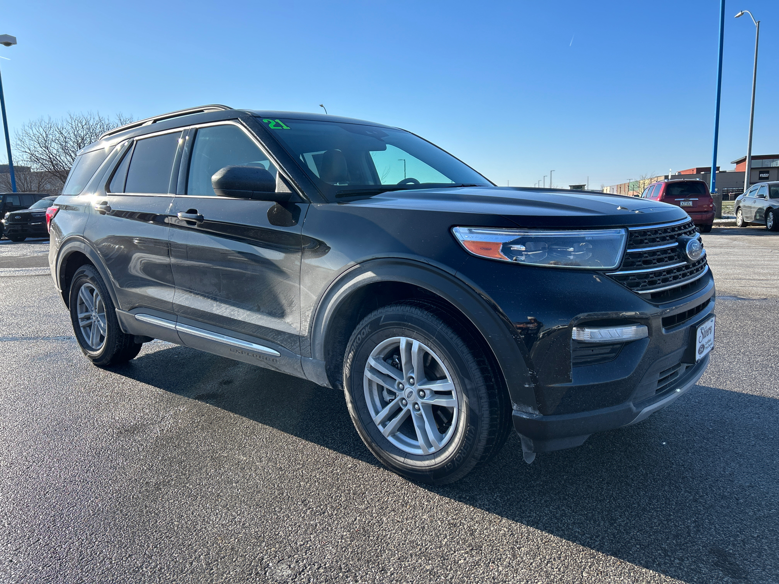 2021 Ford Explorer XLT 1