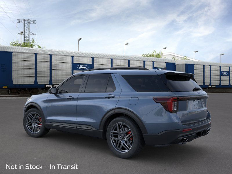 2025 Ford Explorer ST 4