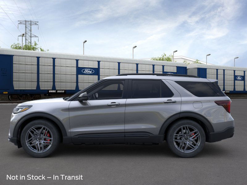 2025 Ford Explorer ST 3