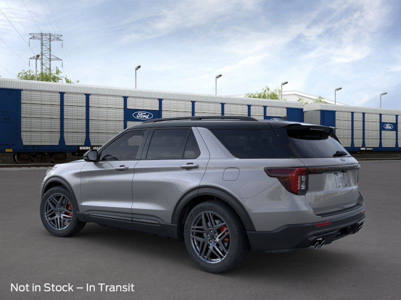 2025 Ford Explorer ST 4