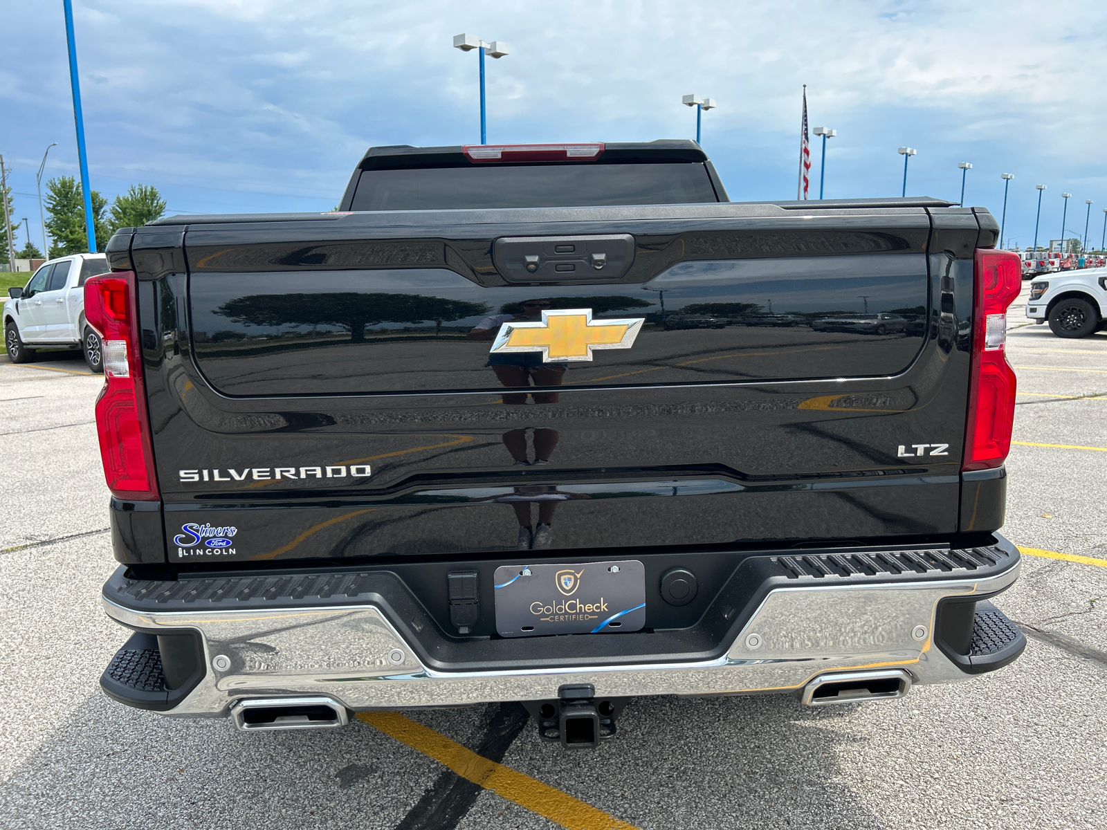 2023 Chevrolet Silverado 1500 LTZ 4