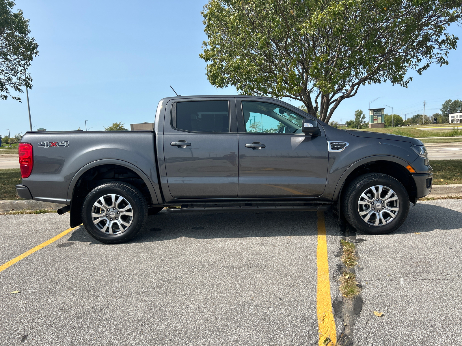 2020 Ford Ranger Lariat 2