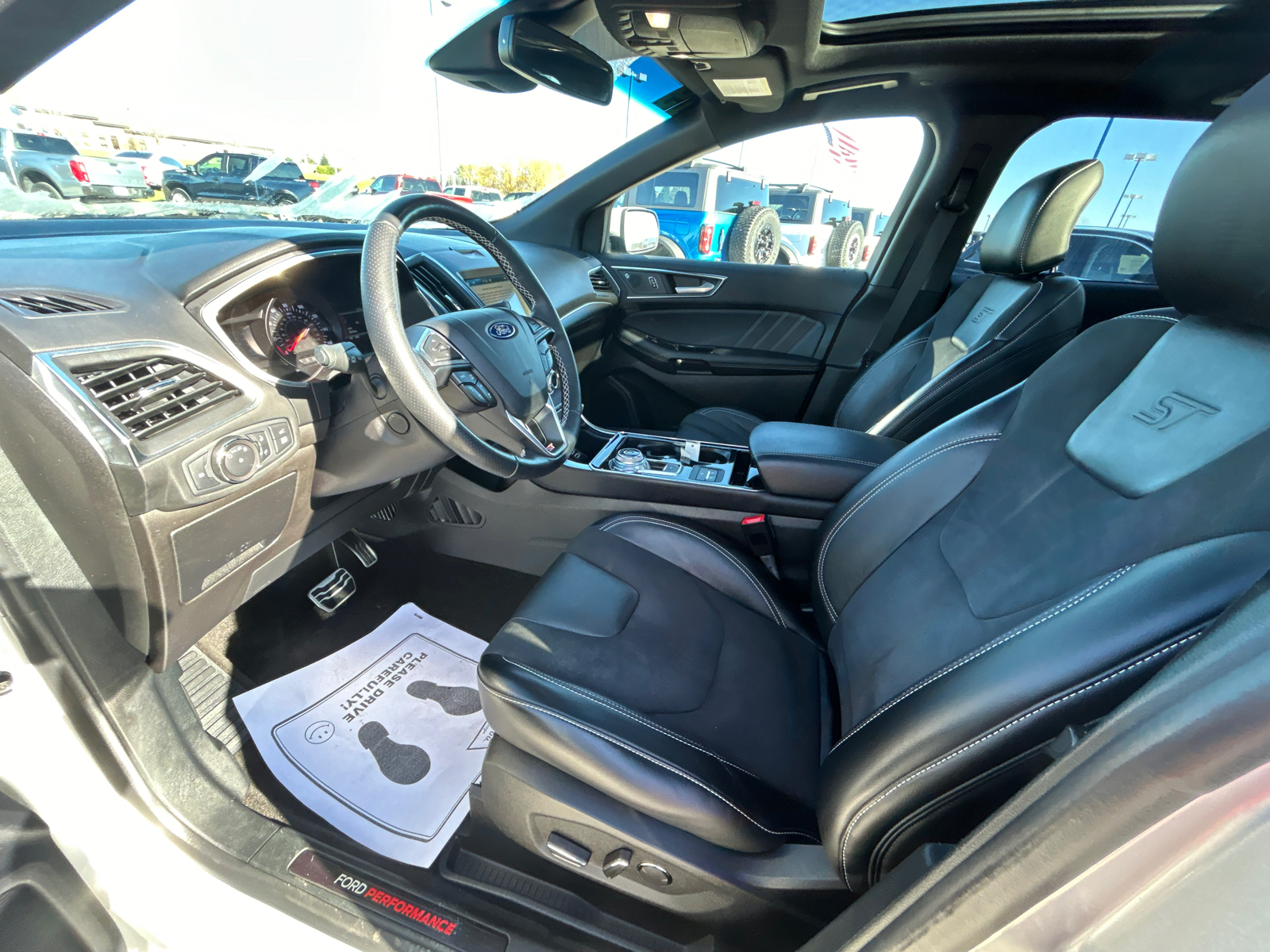 2019 Ford Edge ST 15