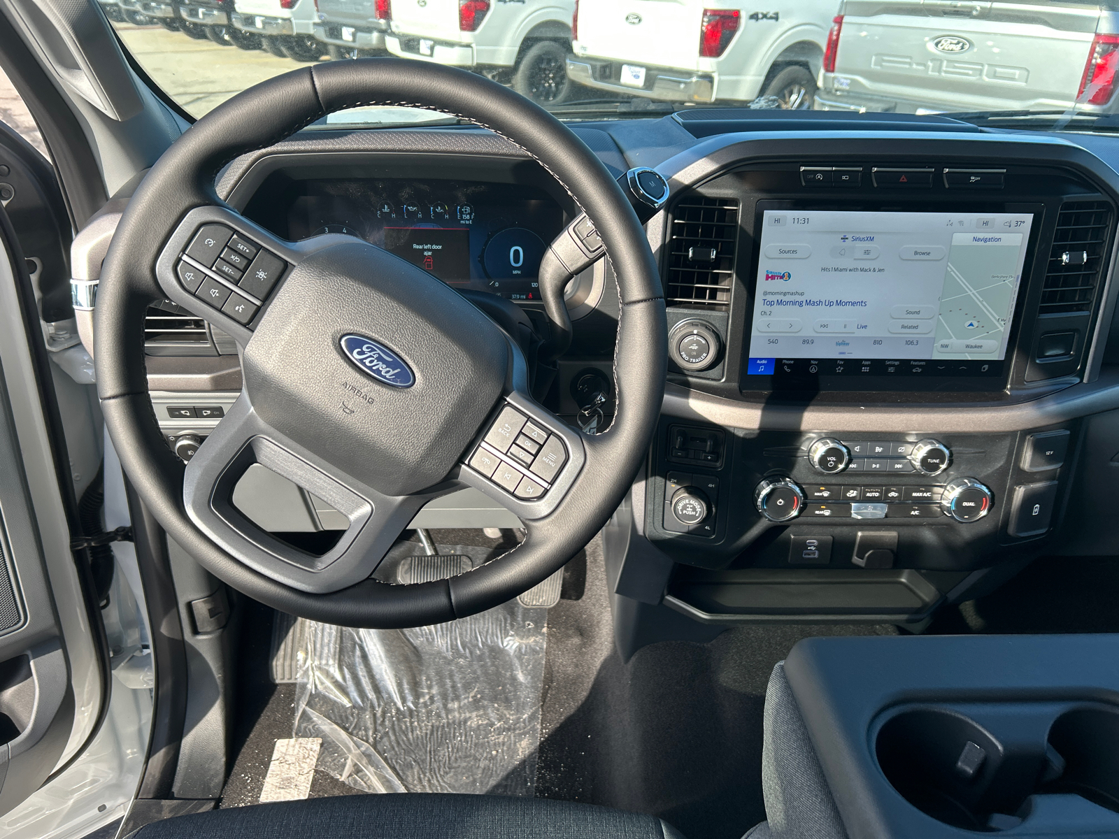 2024 Ford F-150 XLT 26