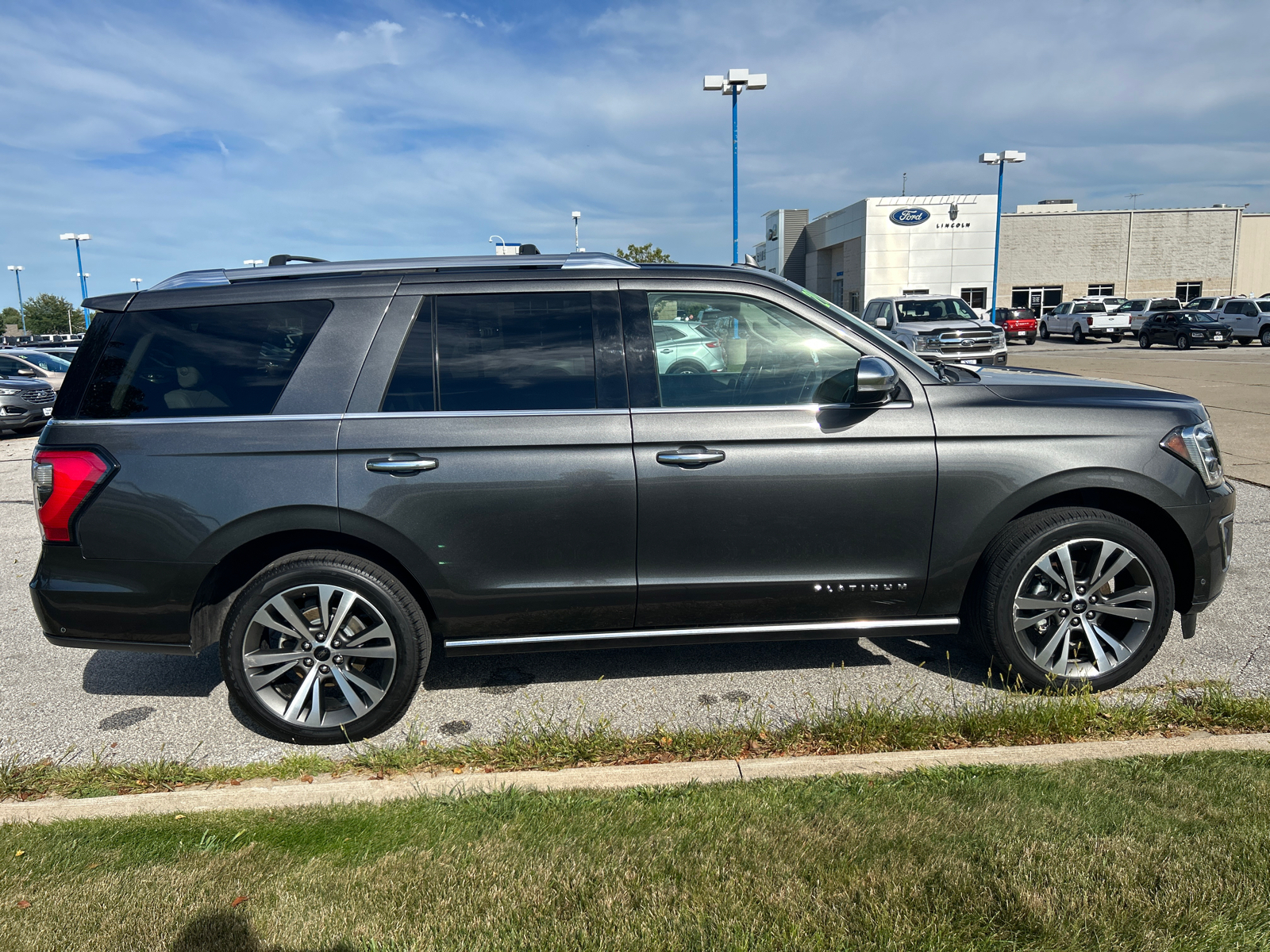 2020 Ford Expedition Platinum 2