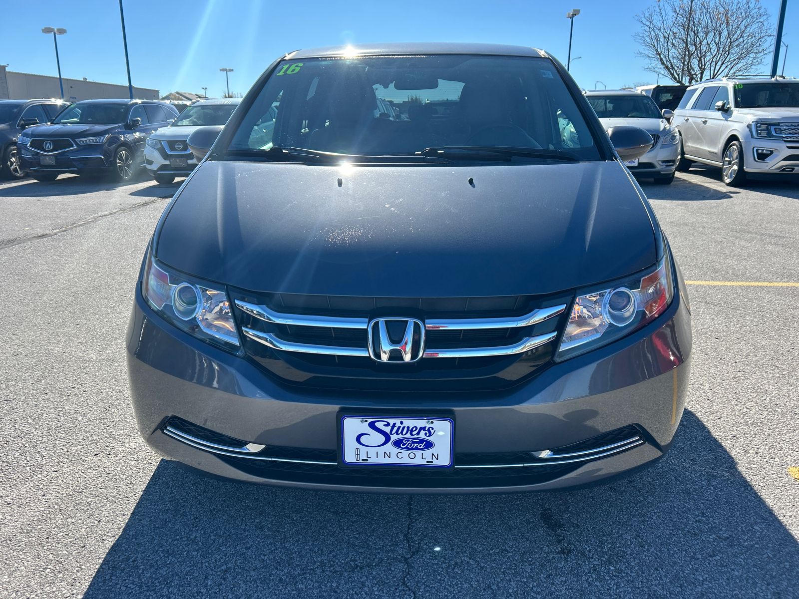 2016 Honda Odyssey SE 8