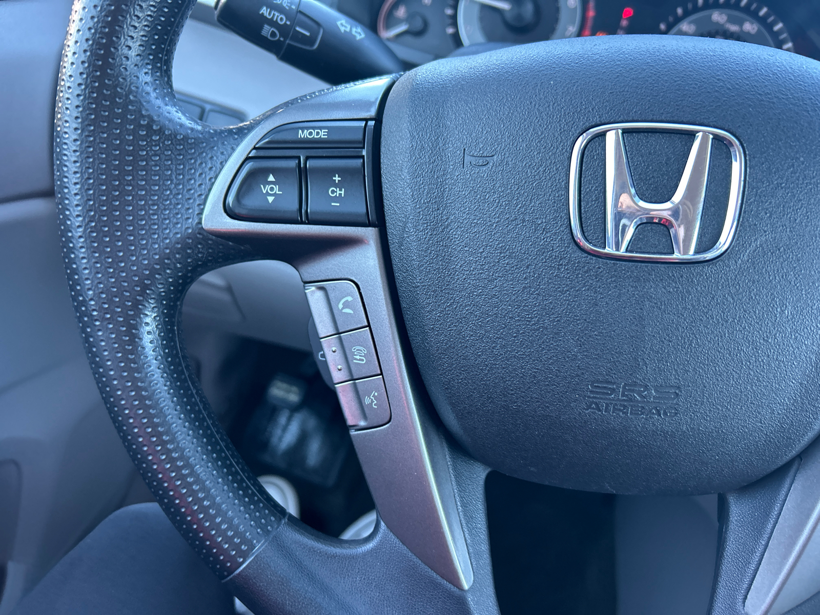 2016 Honda Odyssey SE 27