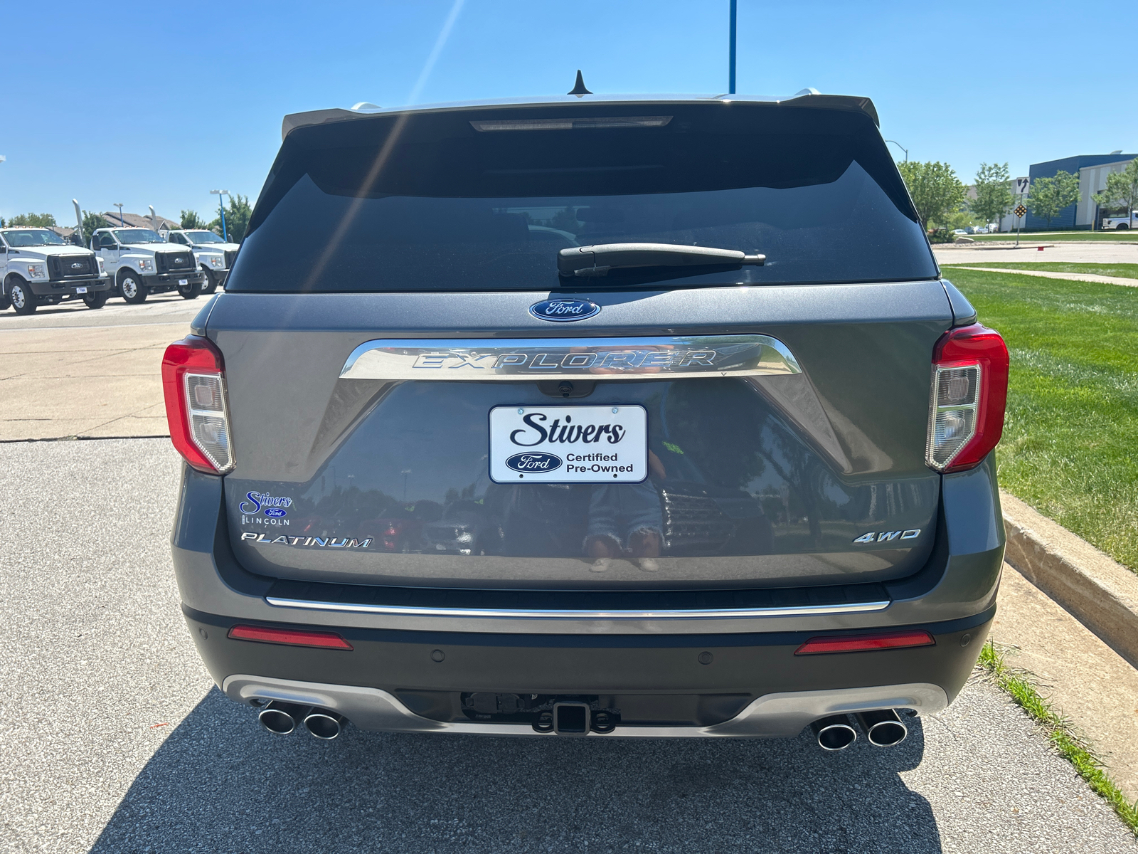 2021 Ford Explorer Platinum 4
