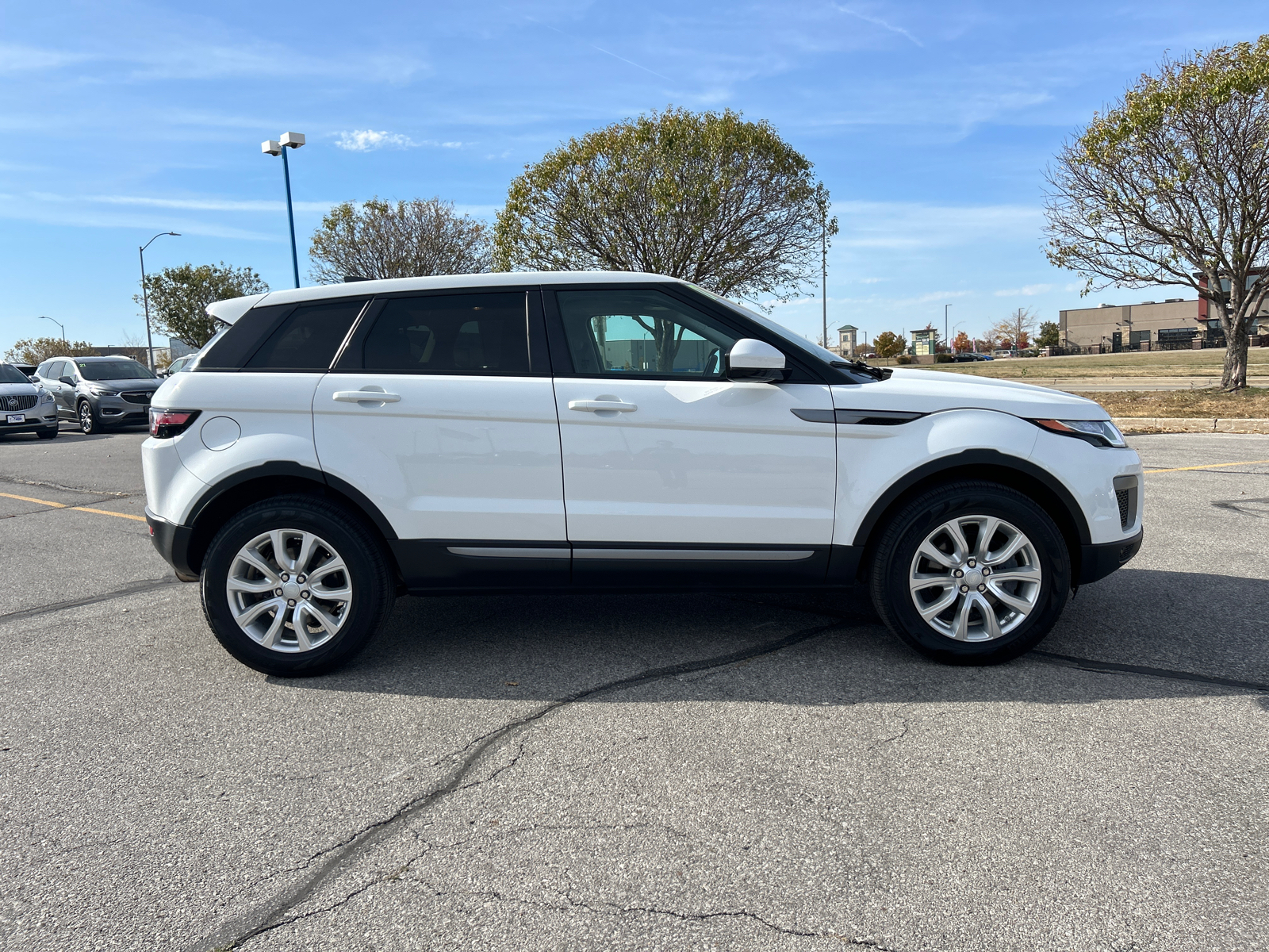 2017 Land Rover Range Rover Evoque SE Premium 2