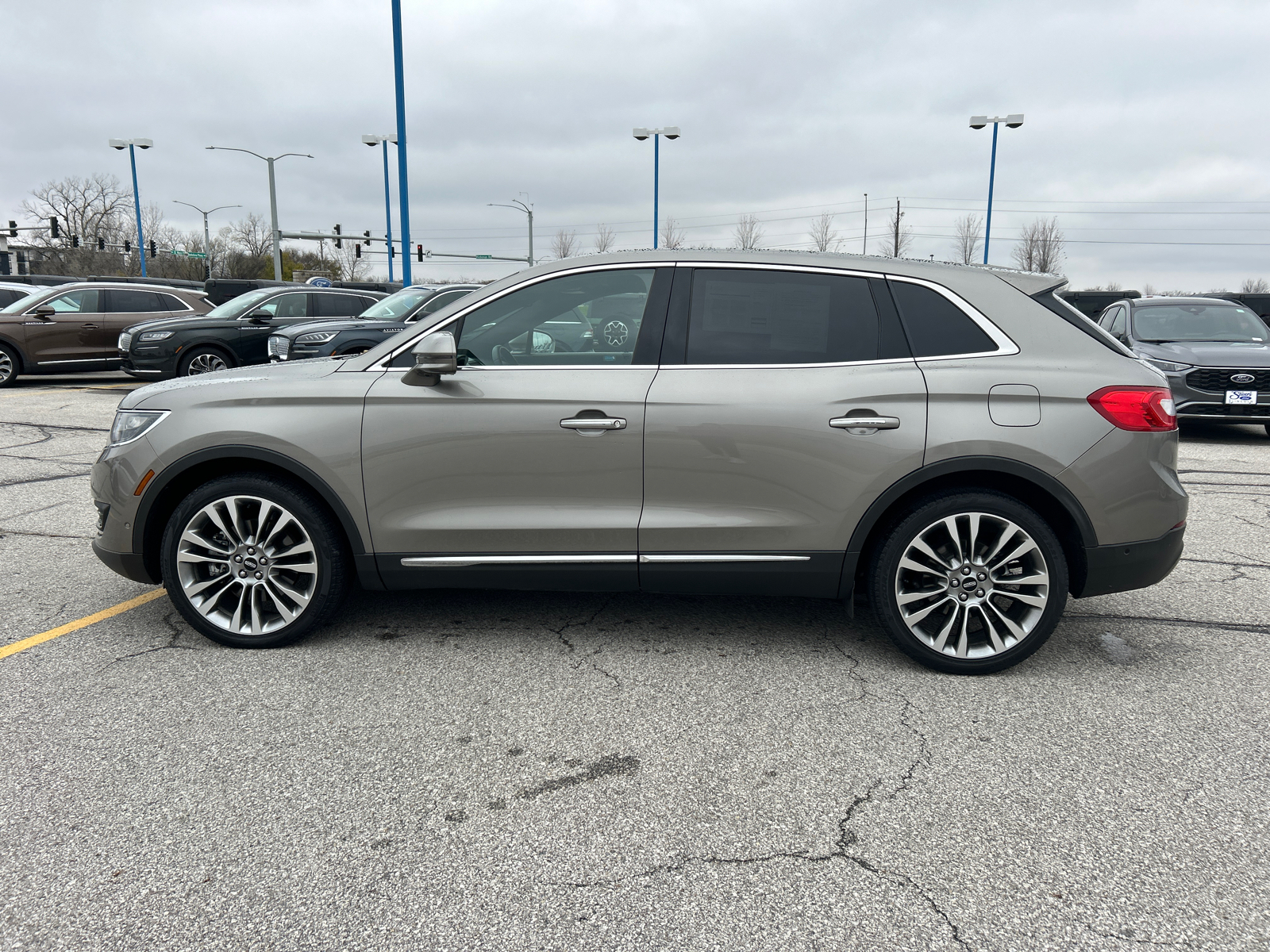 2016 Lincoln MKX Reserve 6