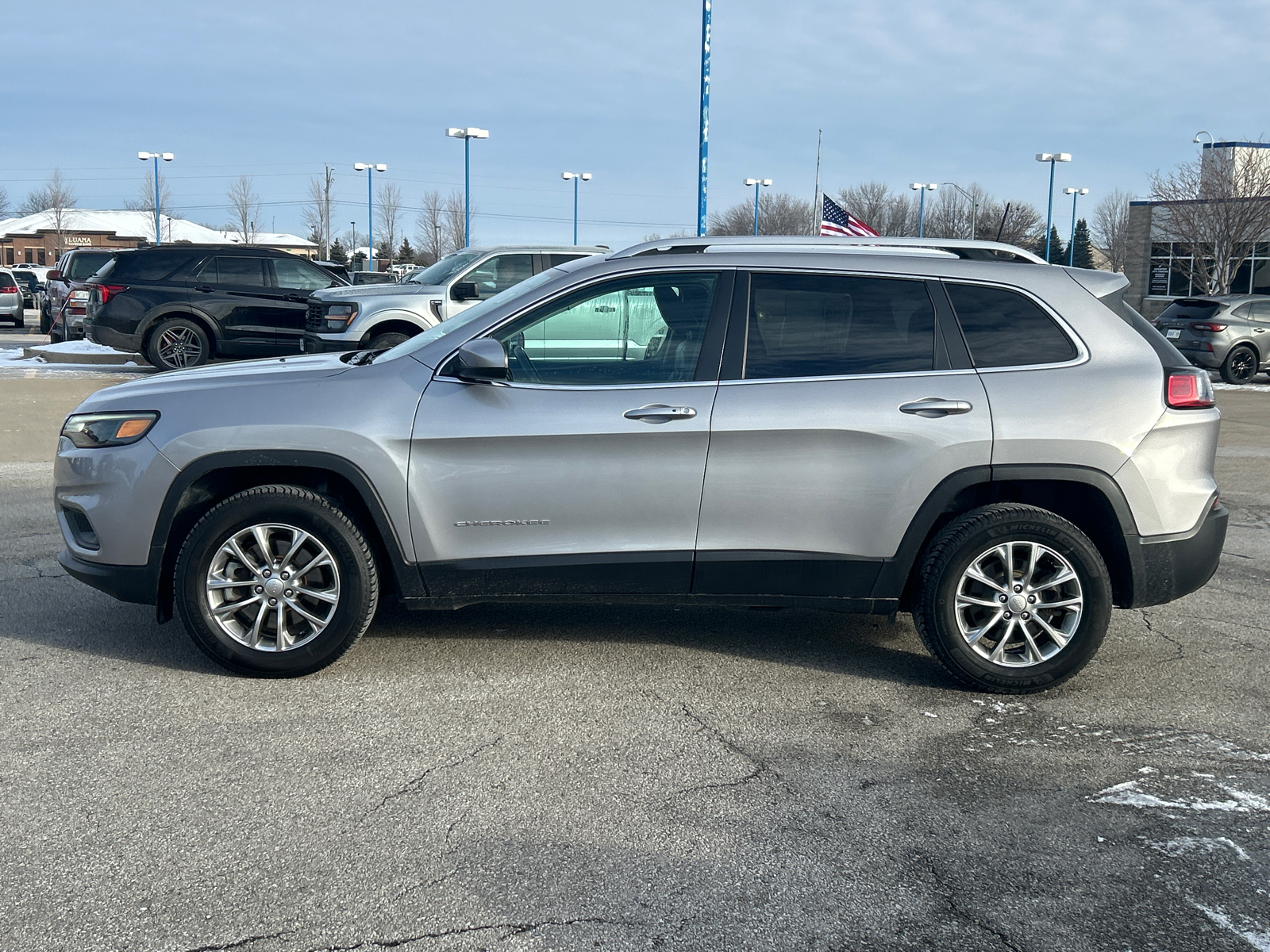 2019 Jeep Cherokee Latitude Plus 7