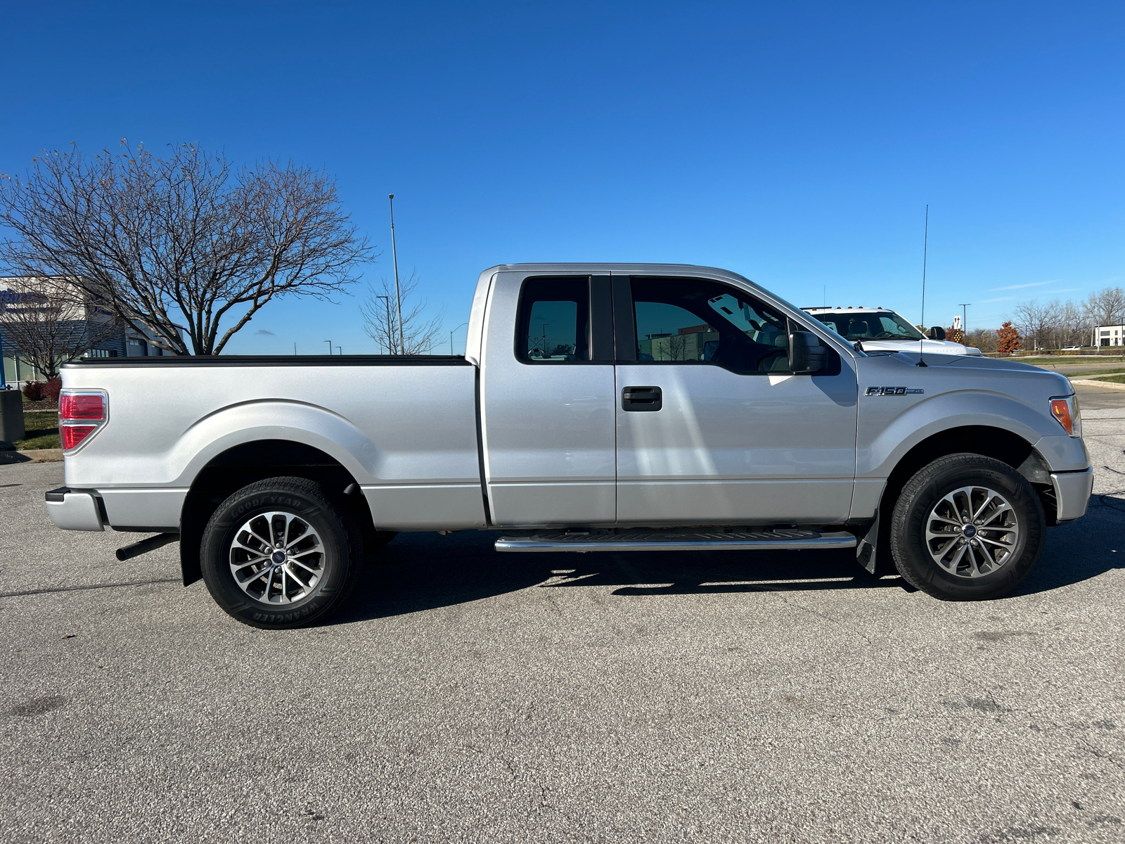 2010 Ford F-150 STX 4