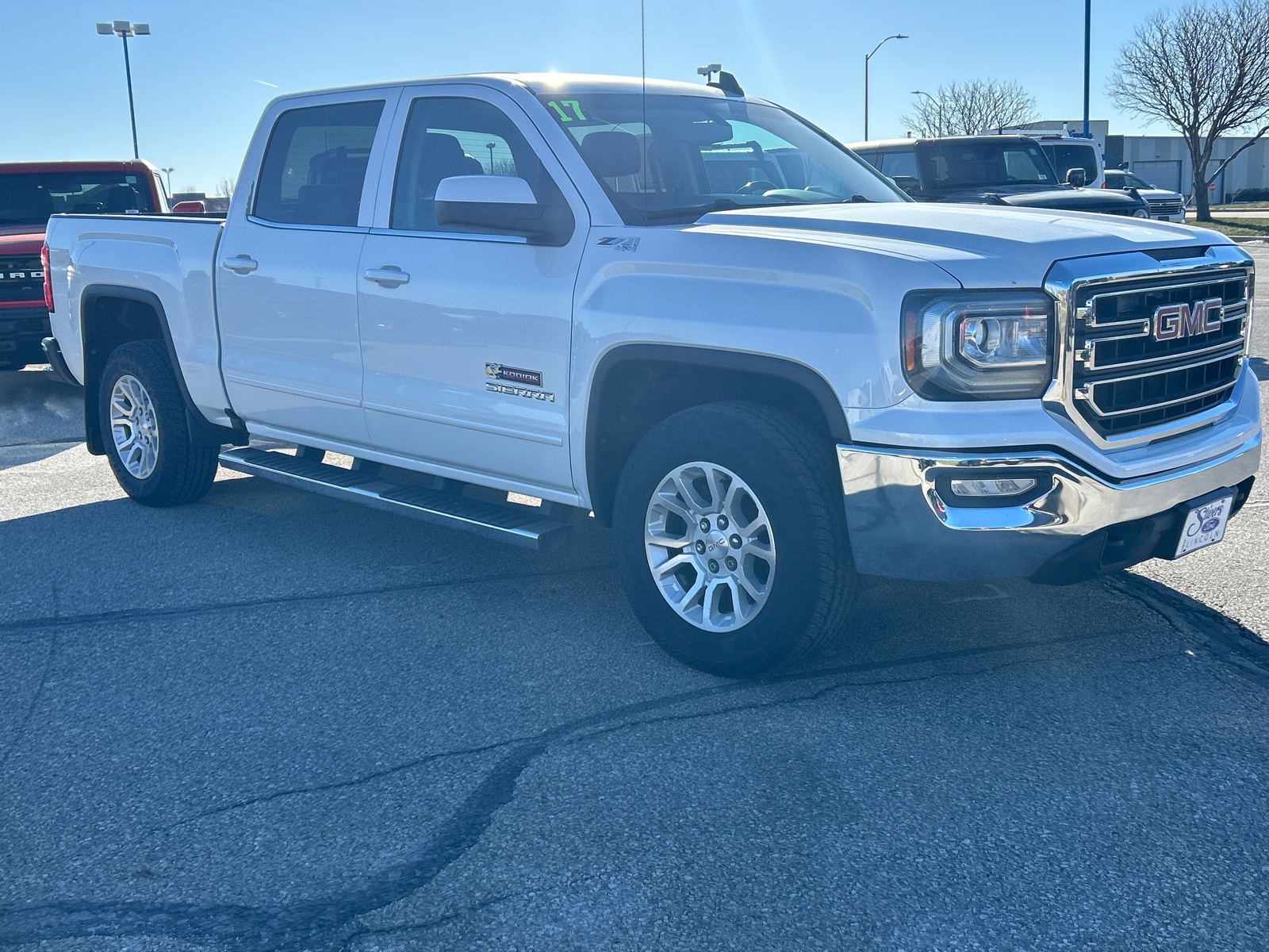 2017 GMC Sierra 1500 SLE 1