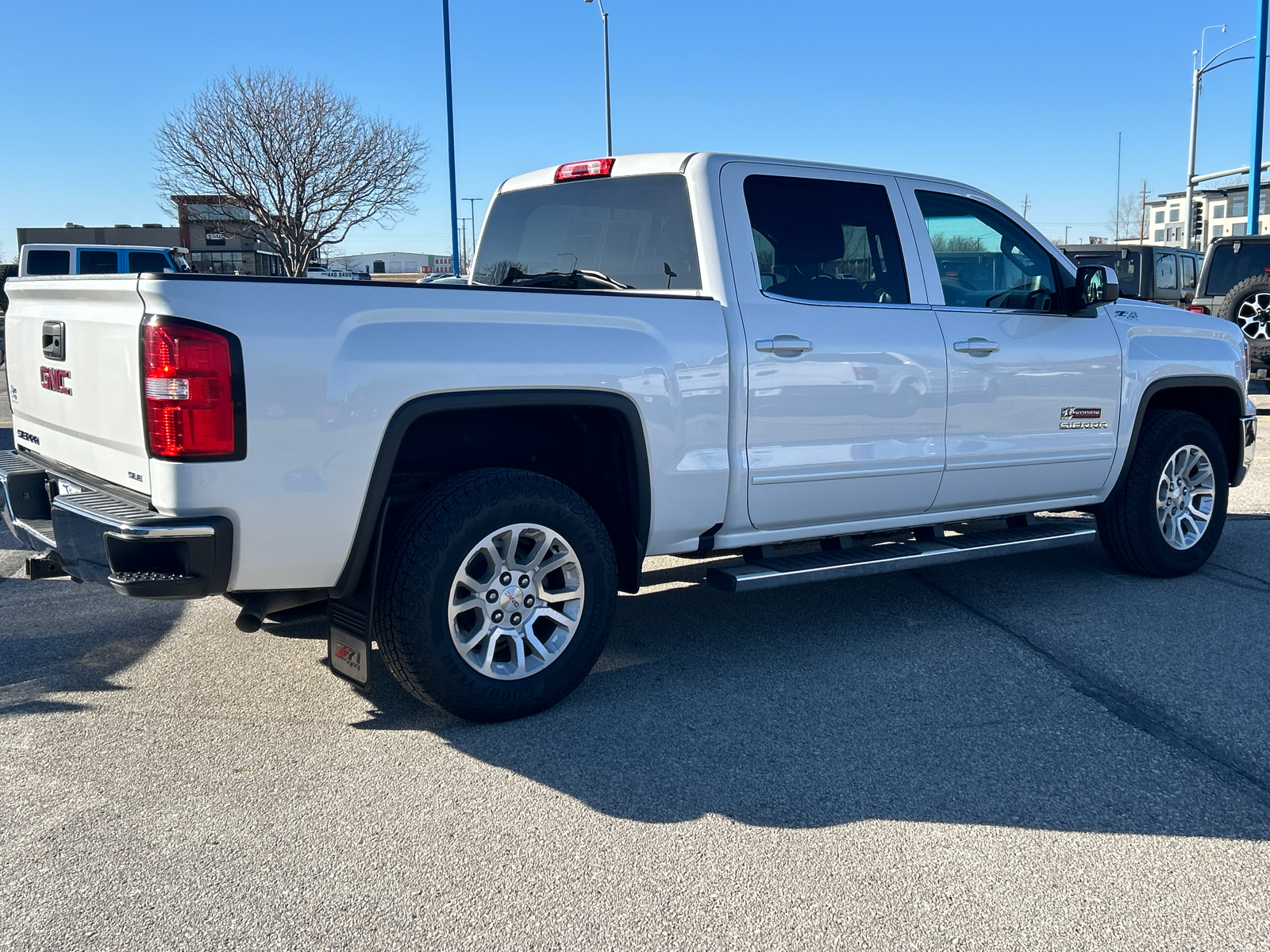 2017 GMC Sierra 1500 SLE 3