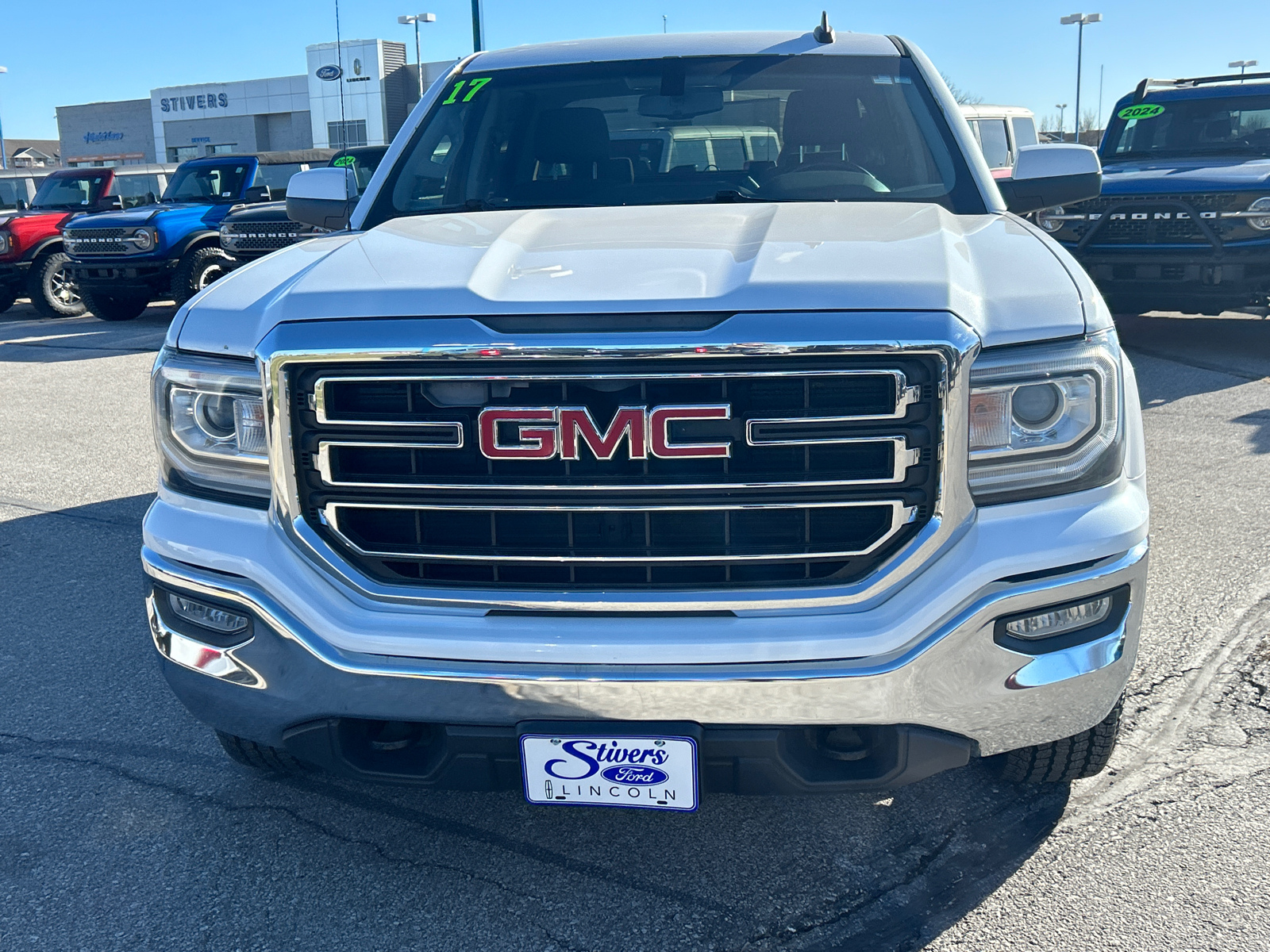 2017 GMC Sierra 1500 SLE 9