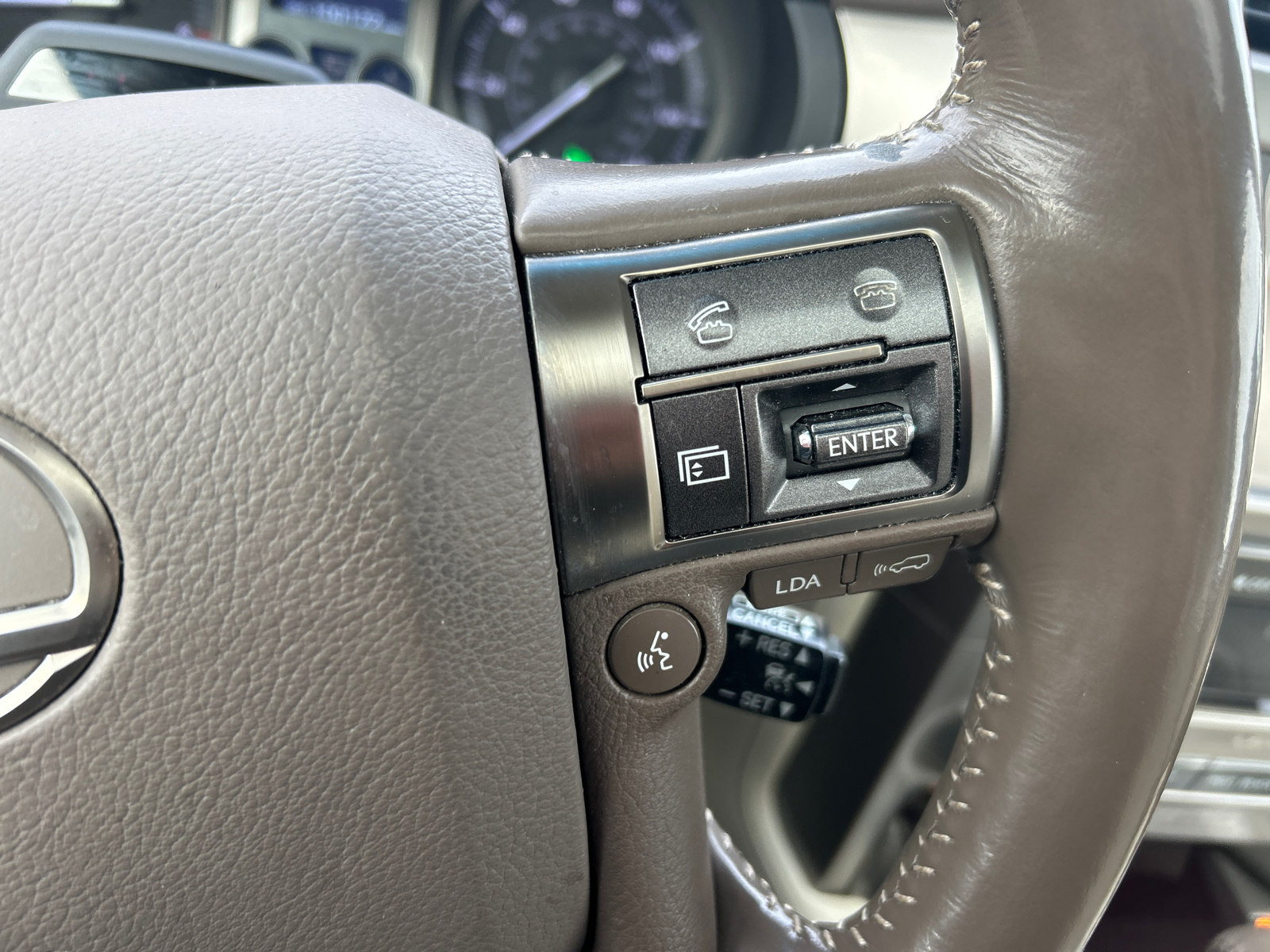 2018 Lexus GX 460 Luxury 27