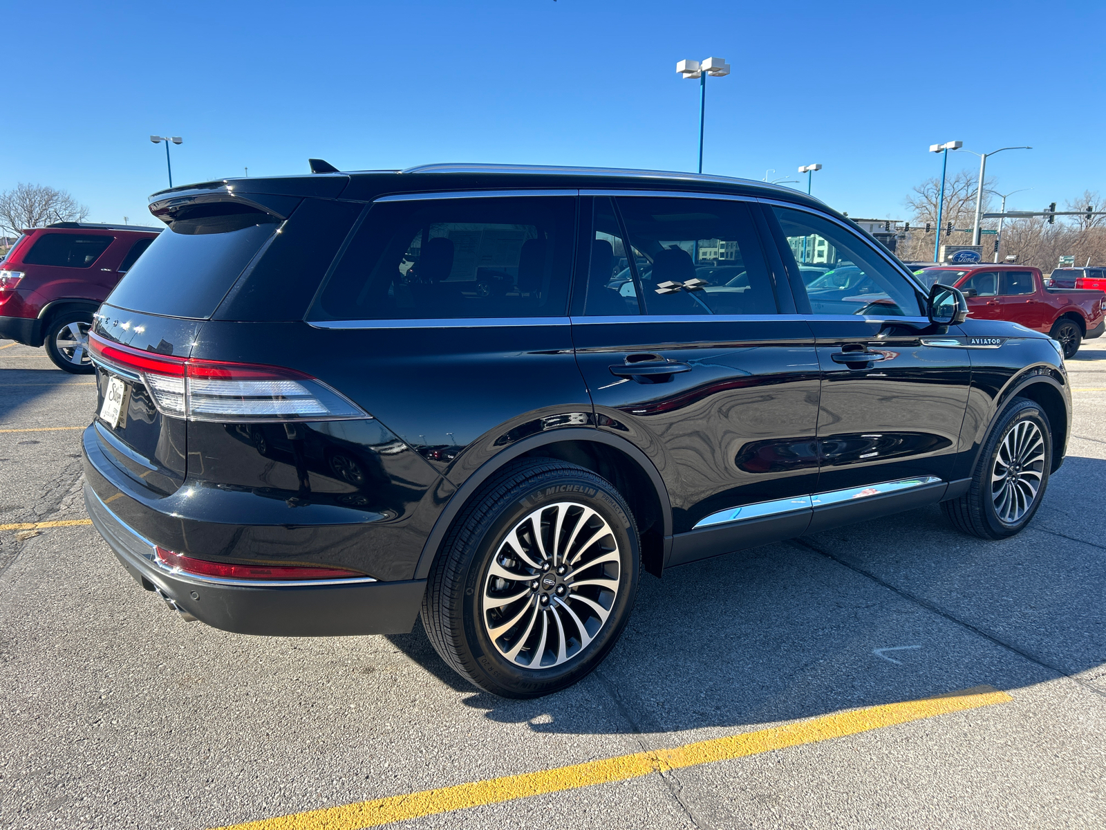 2022 Lincoln Aviator Standard 3