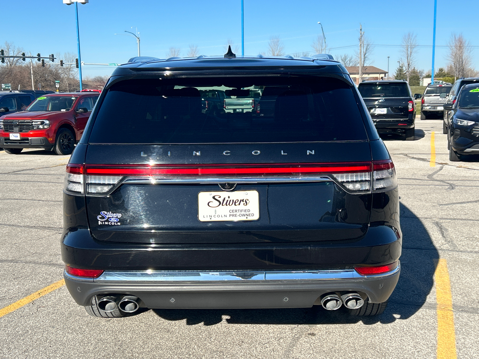 2022 Lincoln Aviator Standard 4