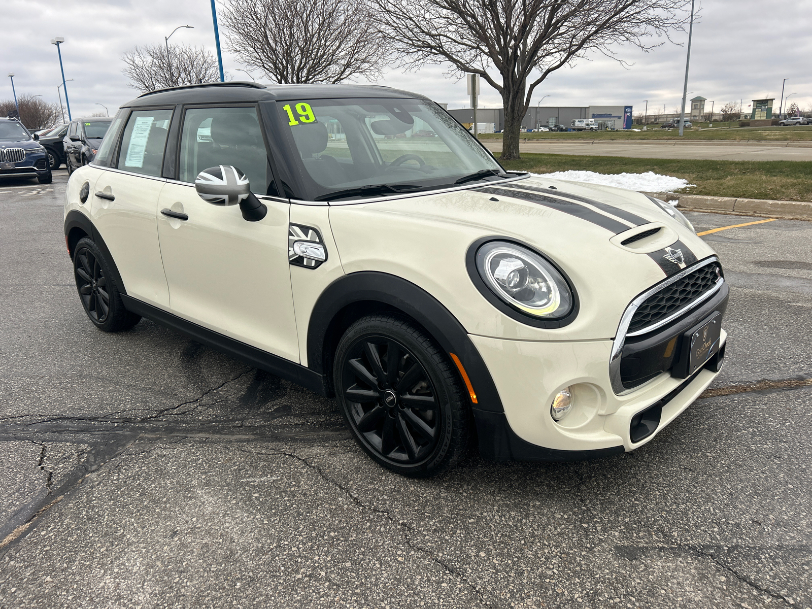 2019 MINI Cooper S Signature 1