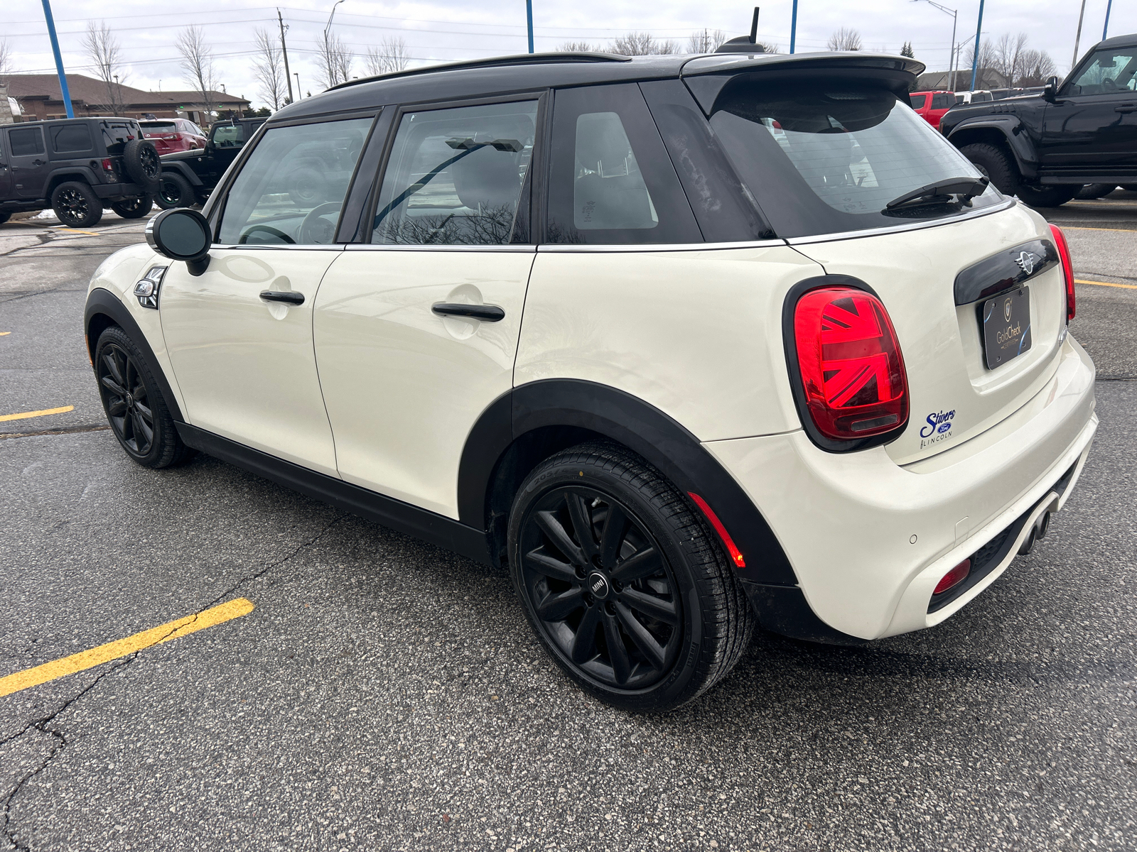 2019 MINI Cooper S Signature 5