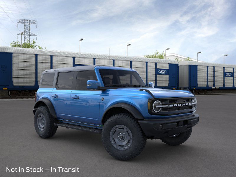 2024 Ford Bronco Outer Banks 7