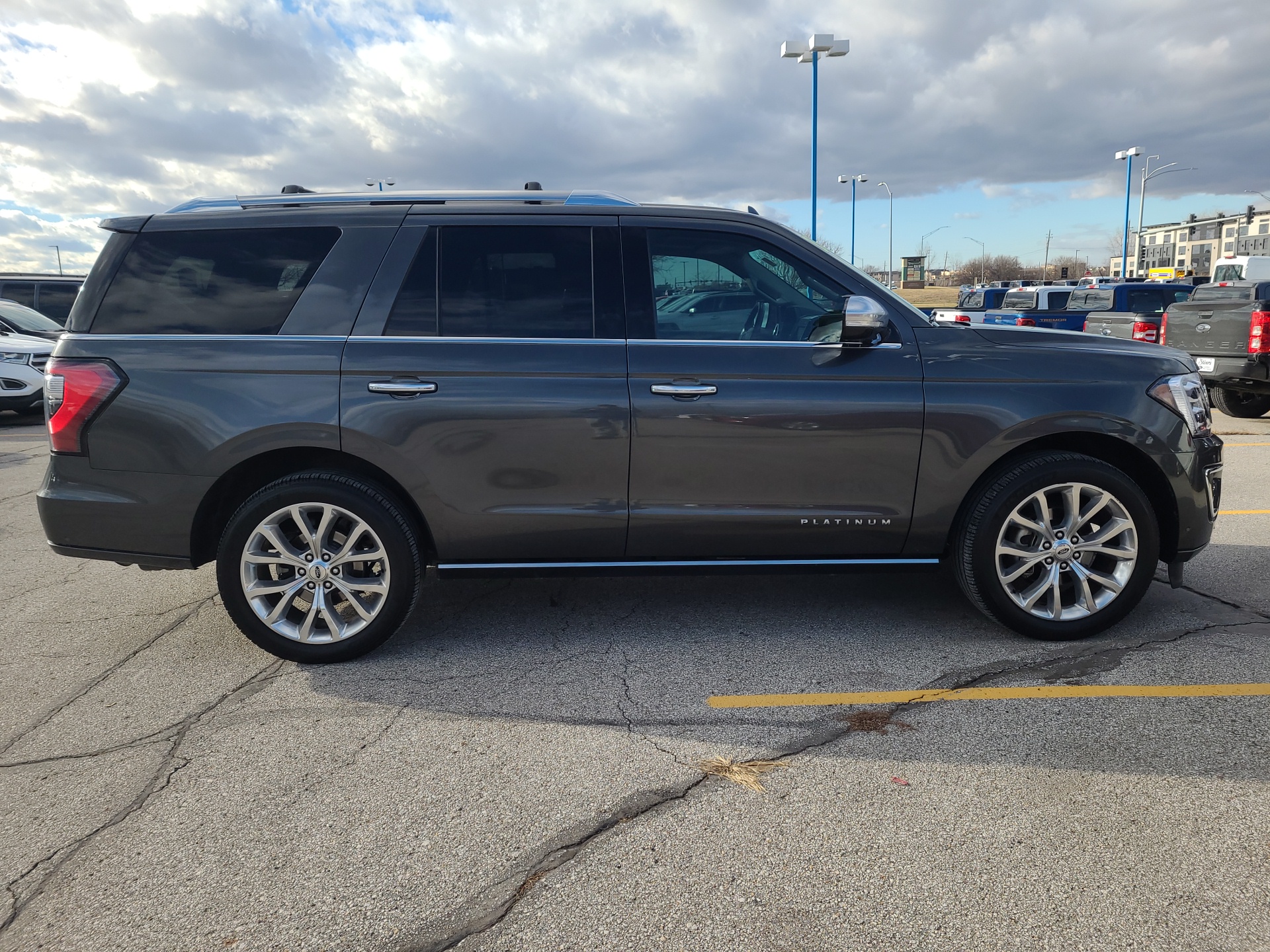 2019 Ford Expedition Platinum 2