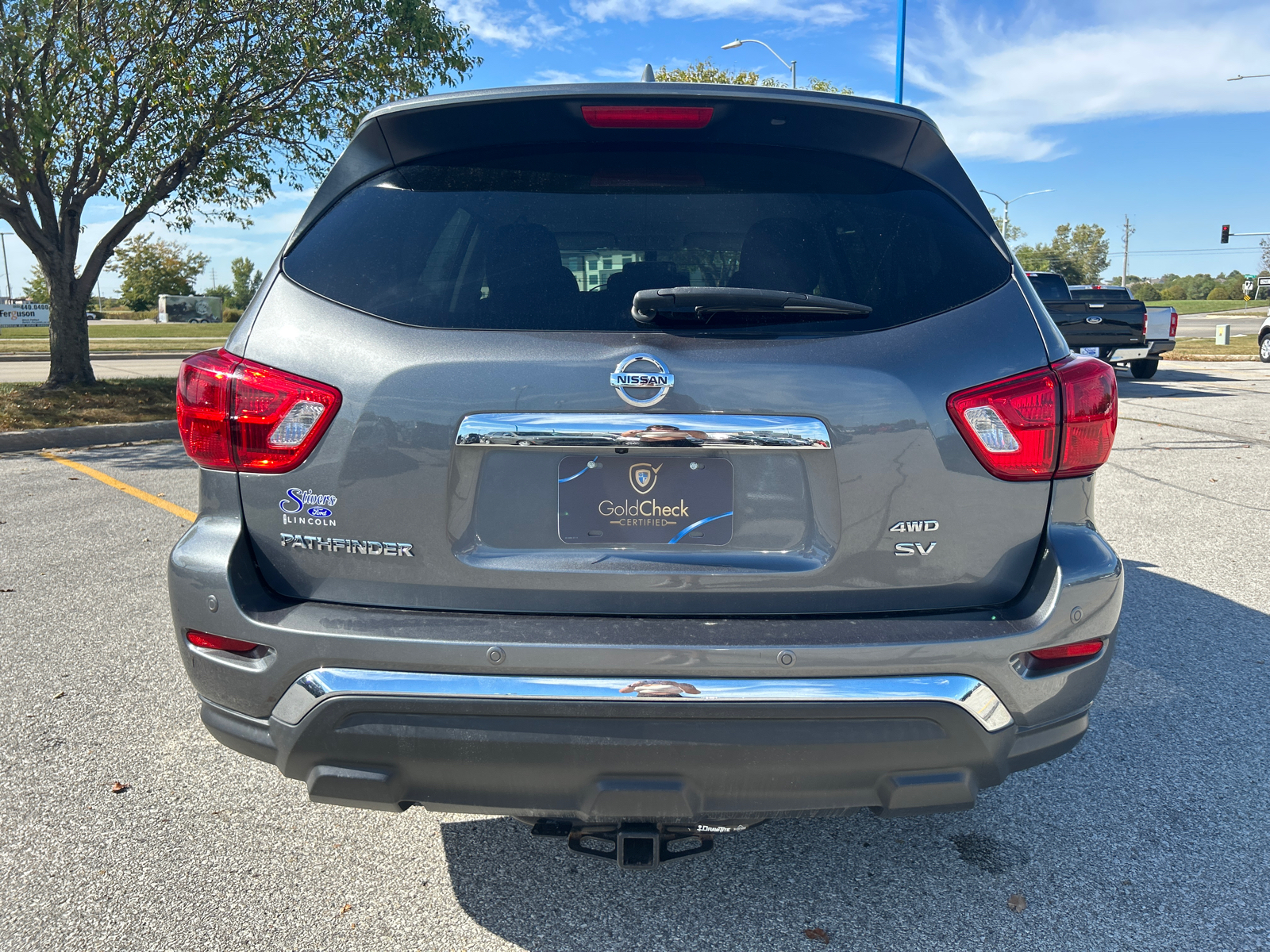 2019 Nissan Pathfinder SV 4