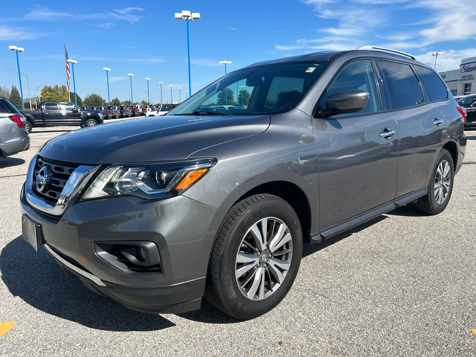 2019 Nissan Pathfinder SV 7