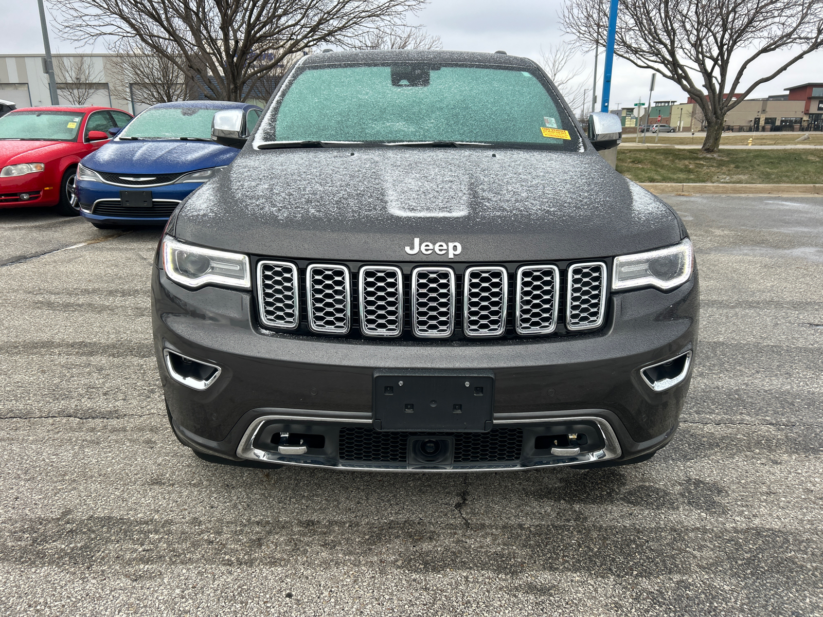 2020 Jeep Grand Cherokee Overland 2